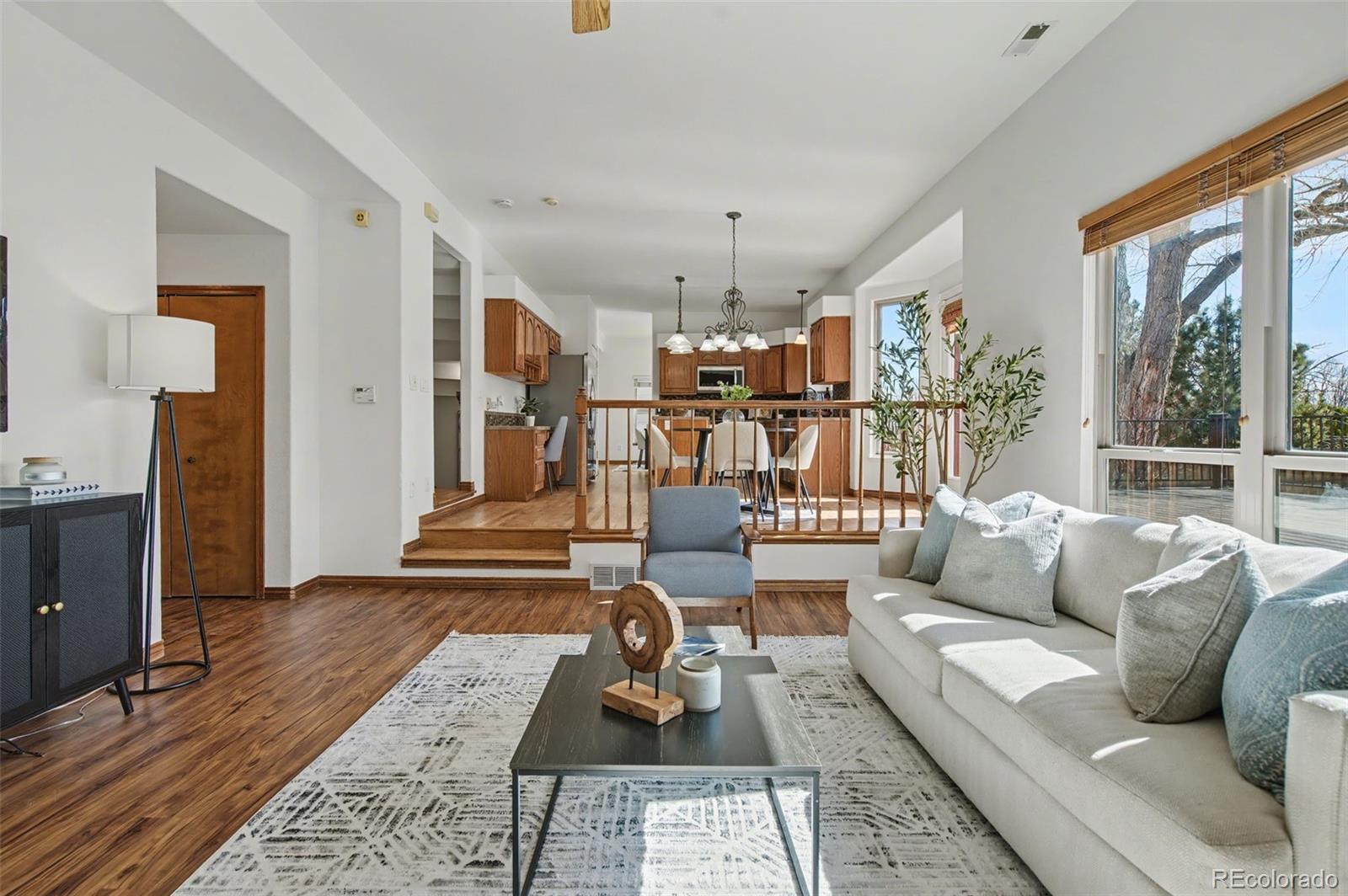 MLS Image #14 for 665  robinglen court,colorado springs, Colorado