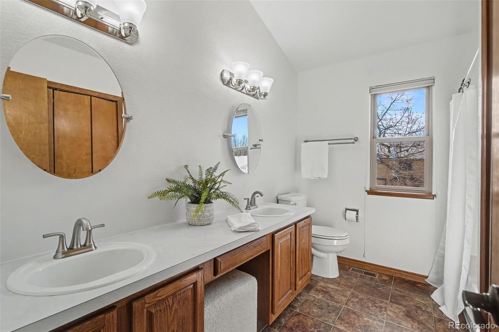 MLS Image #28 for 665  robinglen court,colorado springs, Colorado