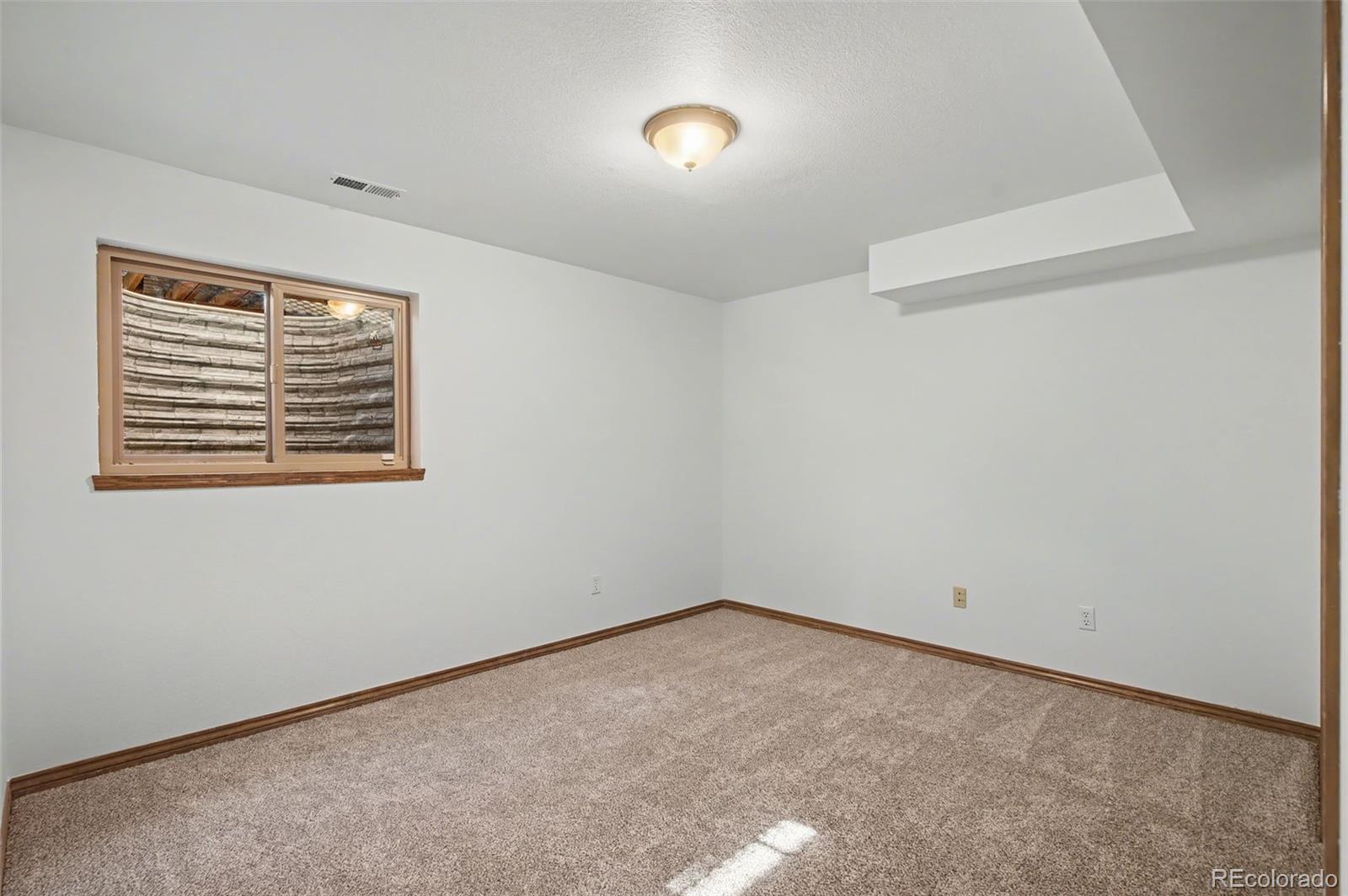 MLS Image #33 for 665  robinglen court,colorado springs, Colorado