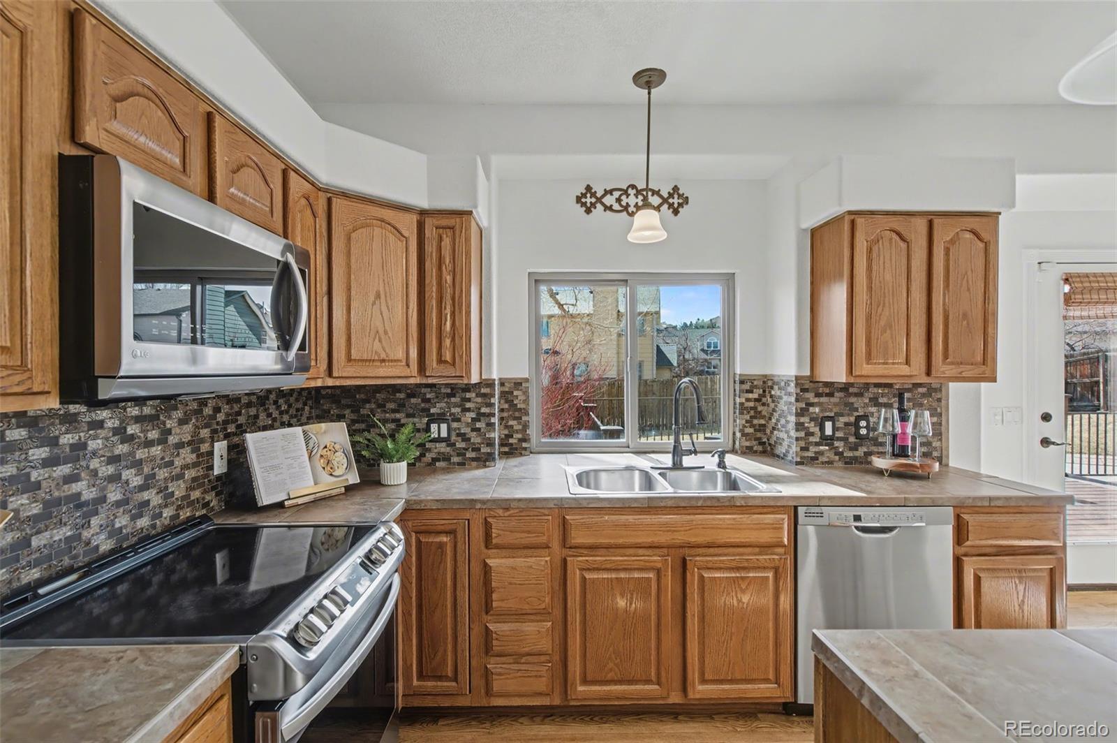 MLS Image #9 for 665  robinglen court,colorado springs, Colorado