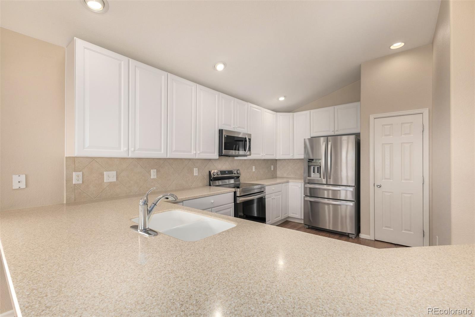 MLS Image #13 for 5033 s coolidge street,aurora, Colorado