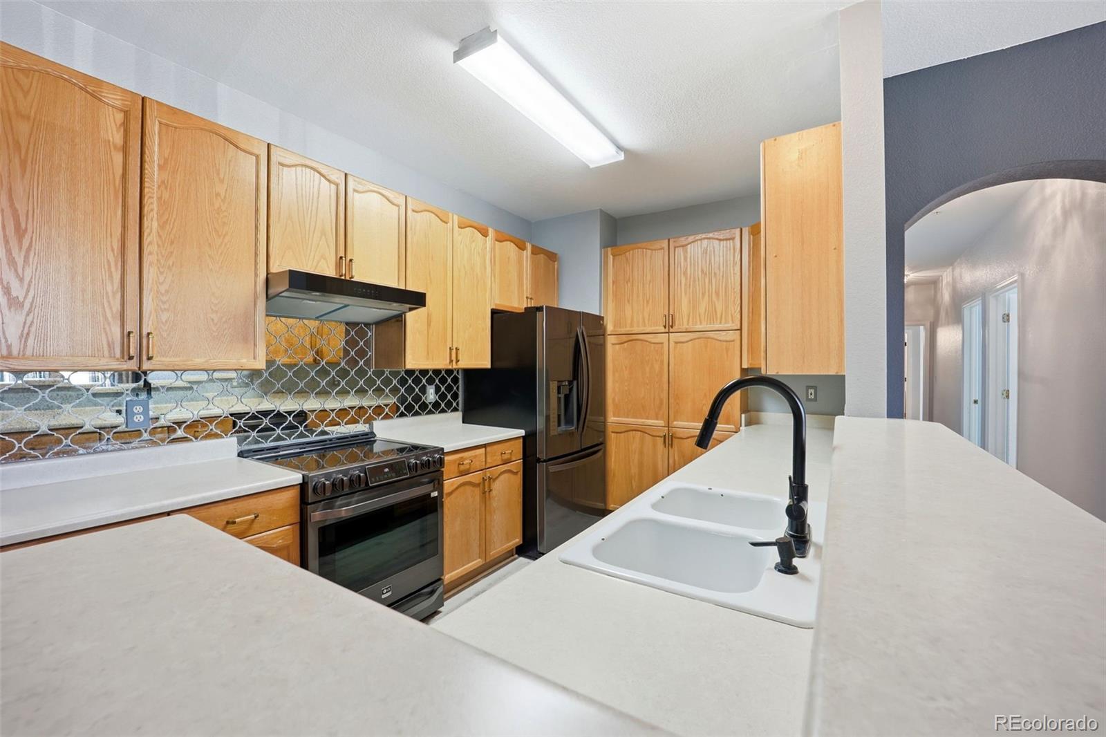 MLS Image #13 for 14211 e 1st drive,aurora, Colorado