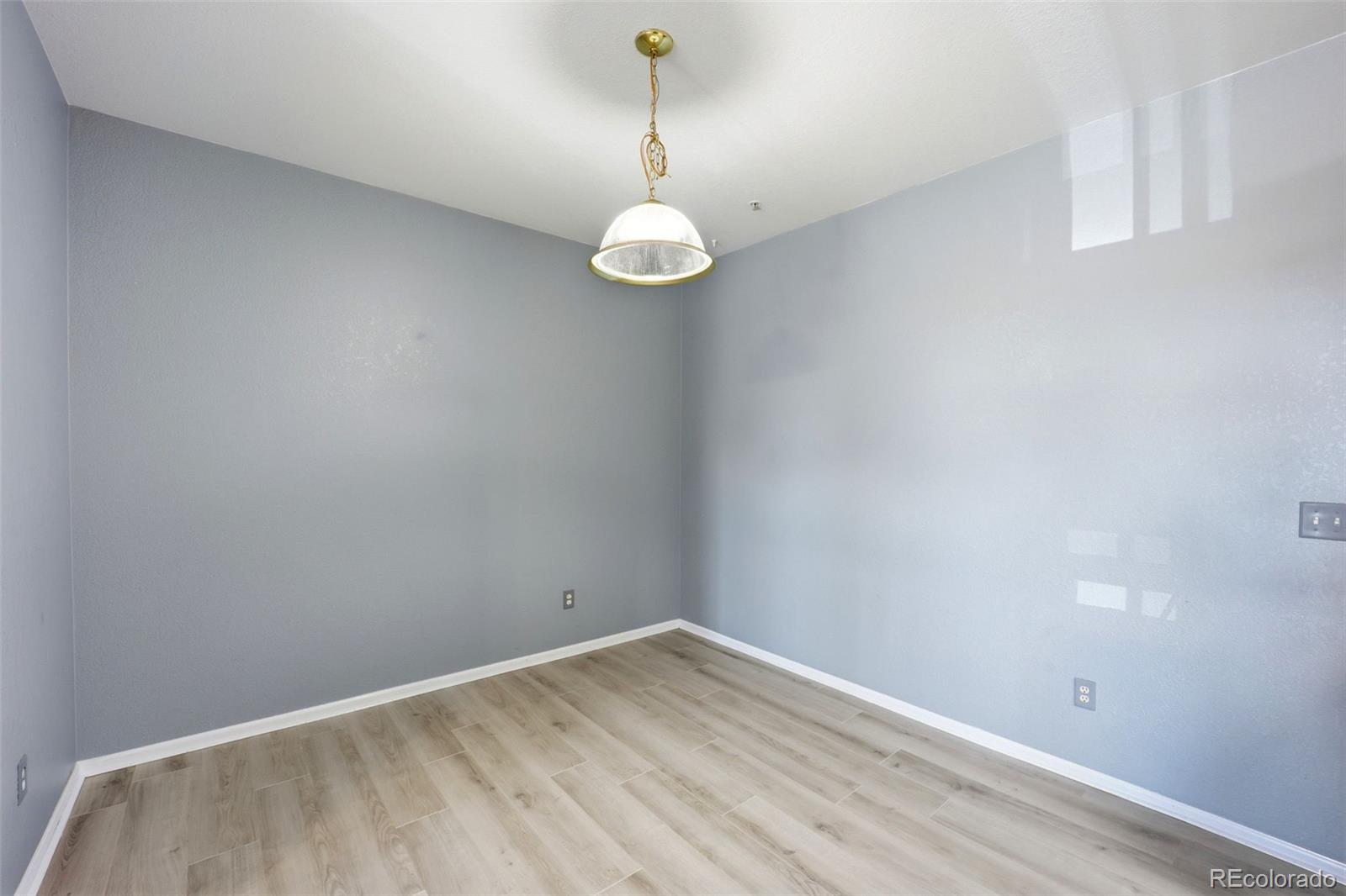 MLS Image #14 for 14211 e 1st drive,aurora, Colorado