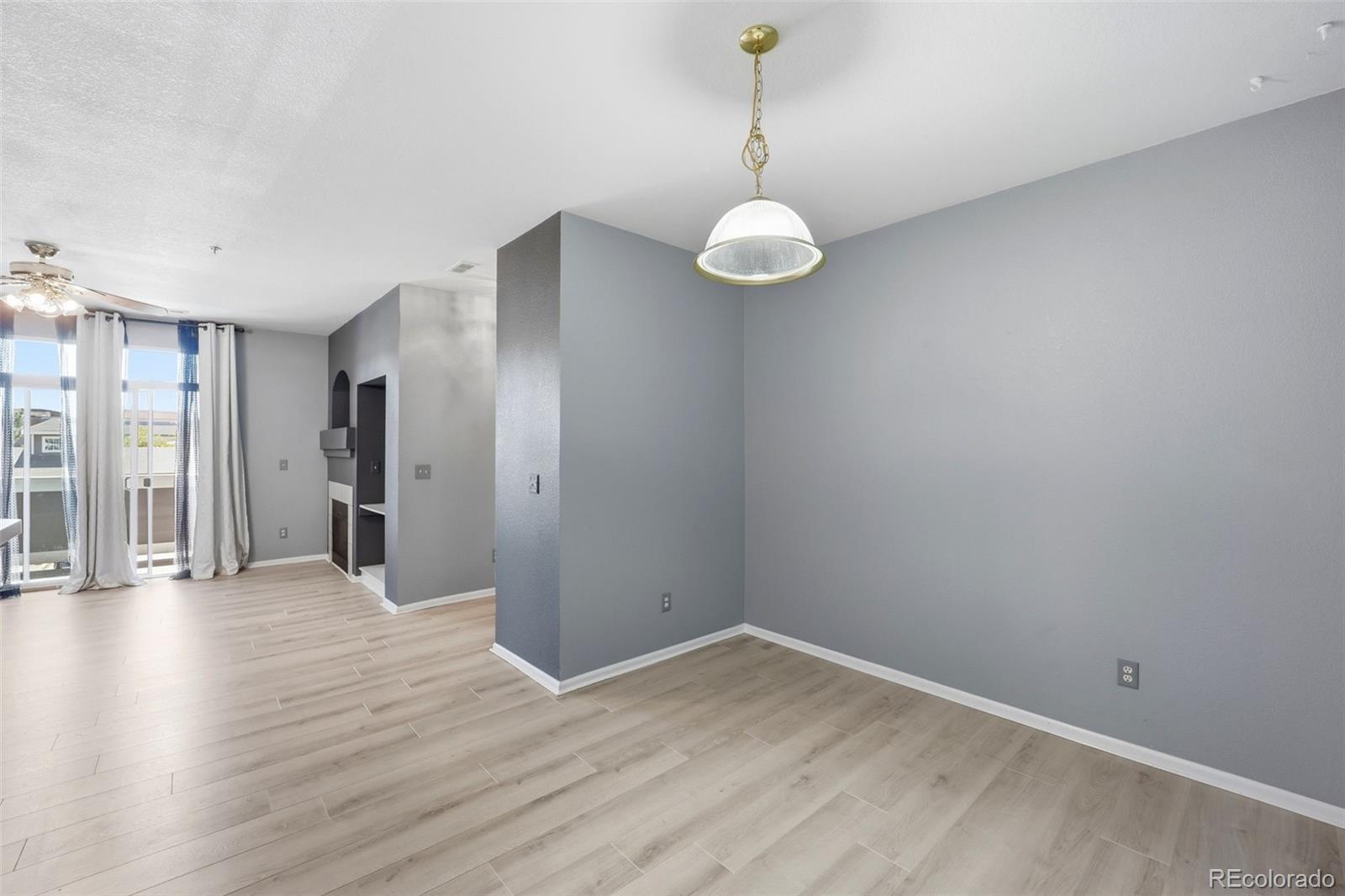 MLS Image #17 for 14211 e 1st drive,aurora, Colorado