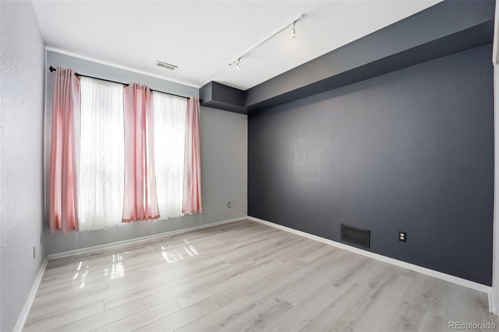 MLS Image #19 for 14211 e 1st drive,aurora, Colorado