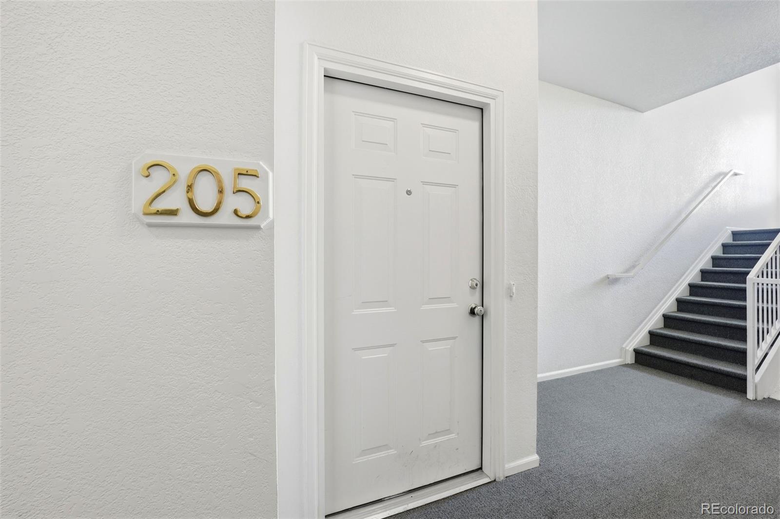 MLS Image #3 for 14211 e 1st drive,aurora, Colorado