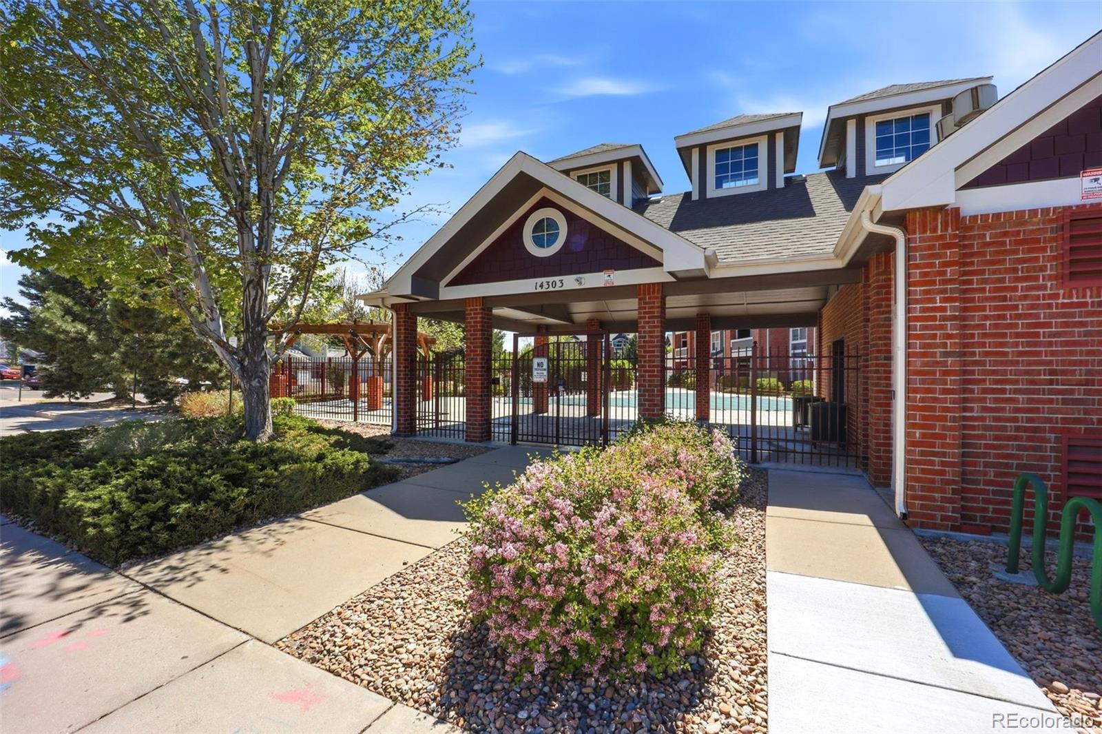 MLS Image #37 for 14211 e 1st drive,aurora, Colorado