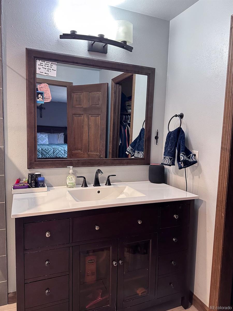 MLS Image #14 for 3696 s argonne street,aurora, Colorado