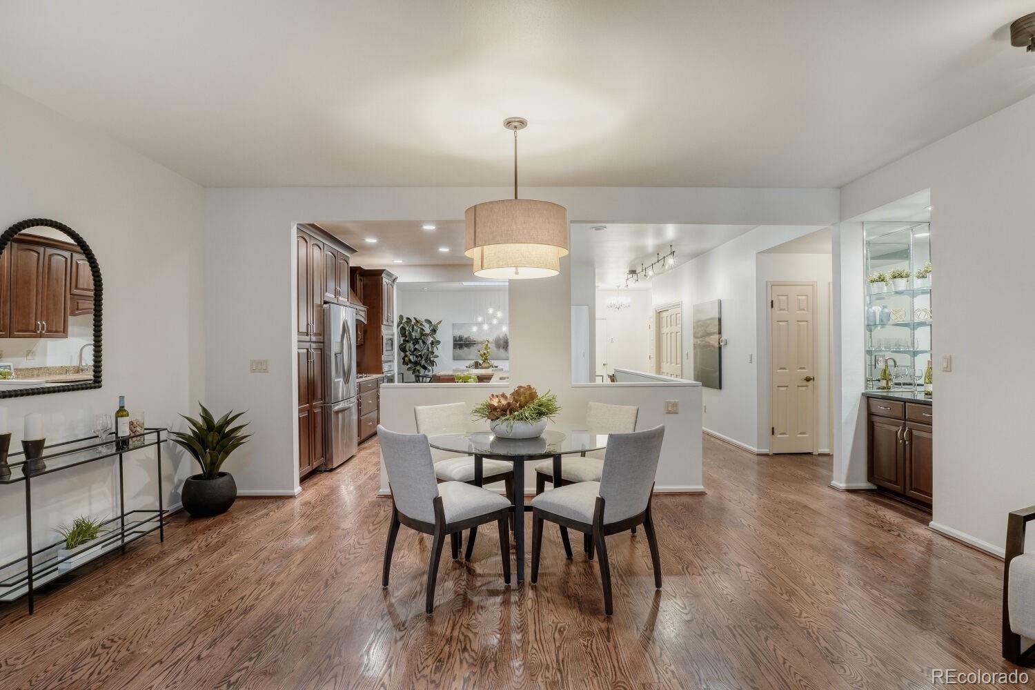 MLS Image #14 for 2800 s university boulevard,denver, Colorado