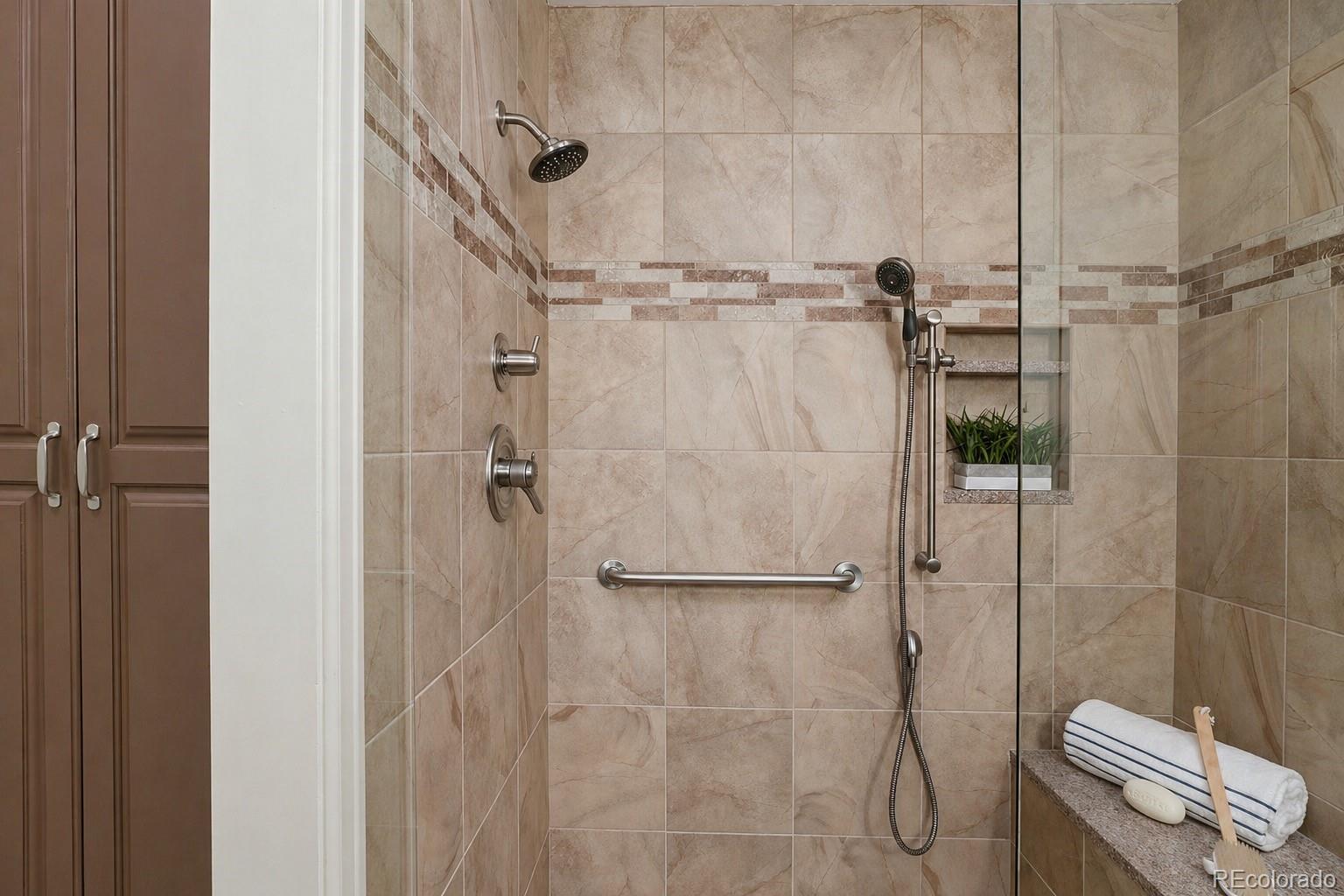 MLS Image #23 for 2800 s university boulevard,denver, Colorado