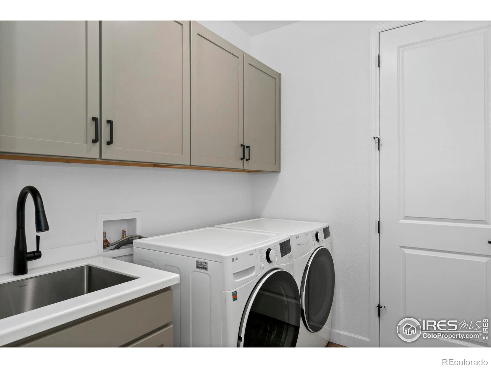 MLS Image #17 for 5642  shadow creek court,windsor, Colorado