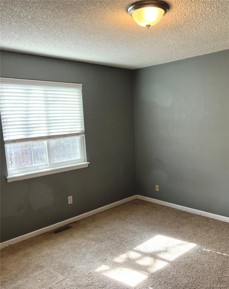 MLS Image #4 for 4667 s salida street,aurora, Colorado