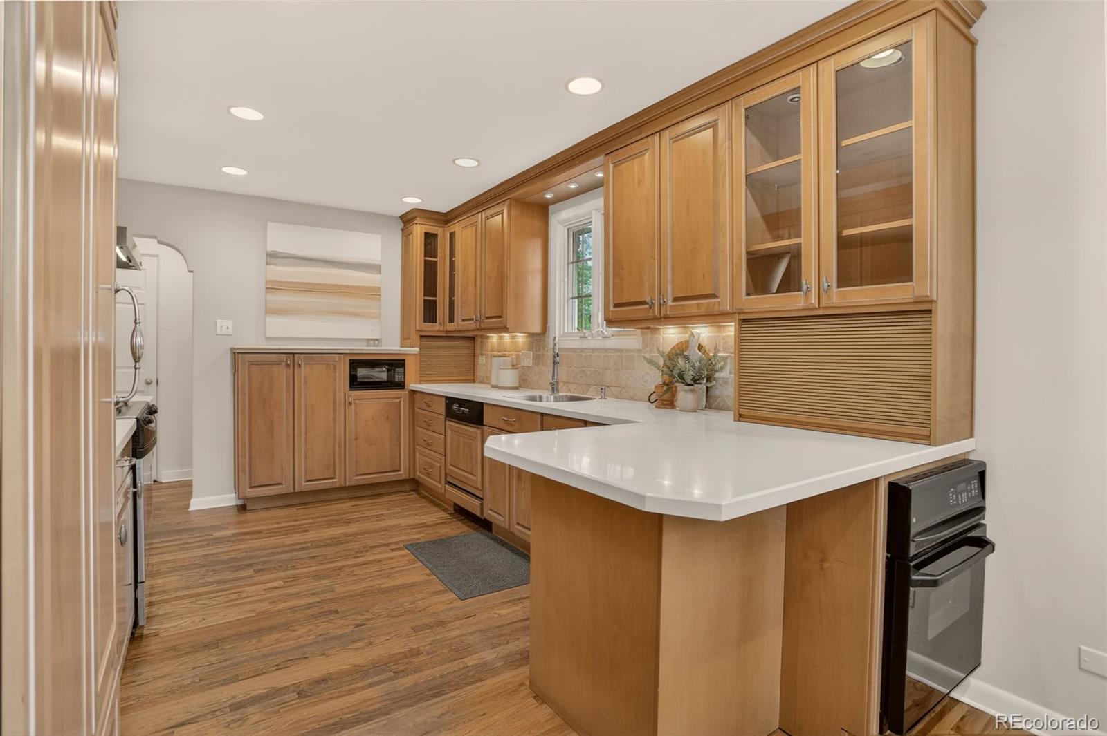 MLS Image #13 for 24 n ash street,denver, Colorado