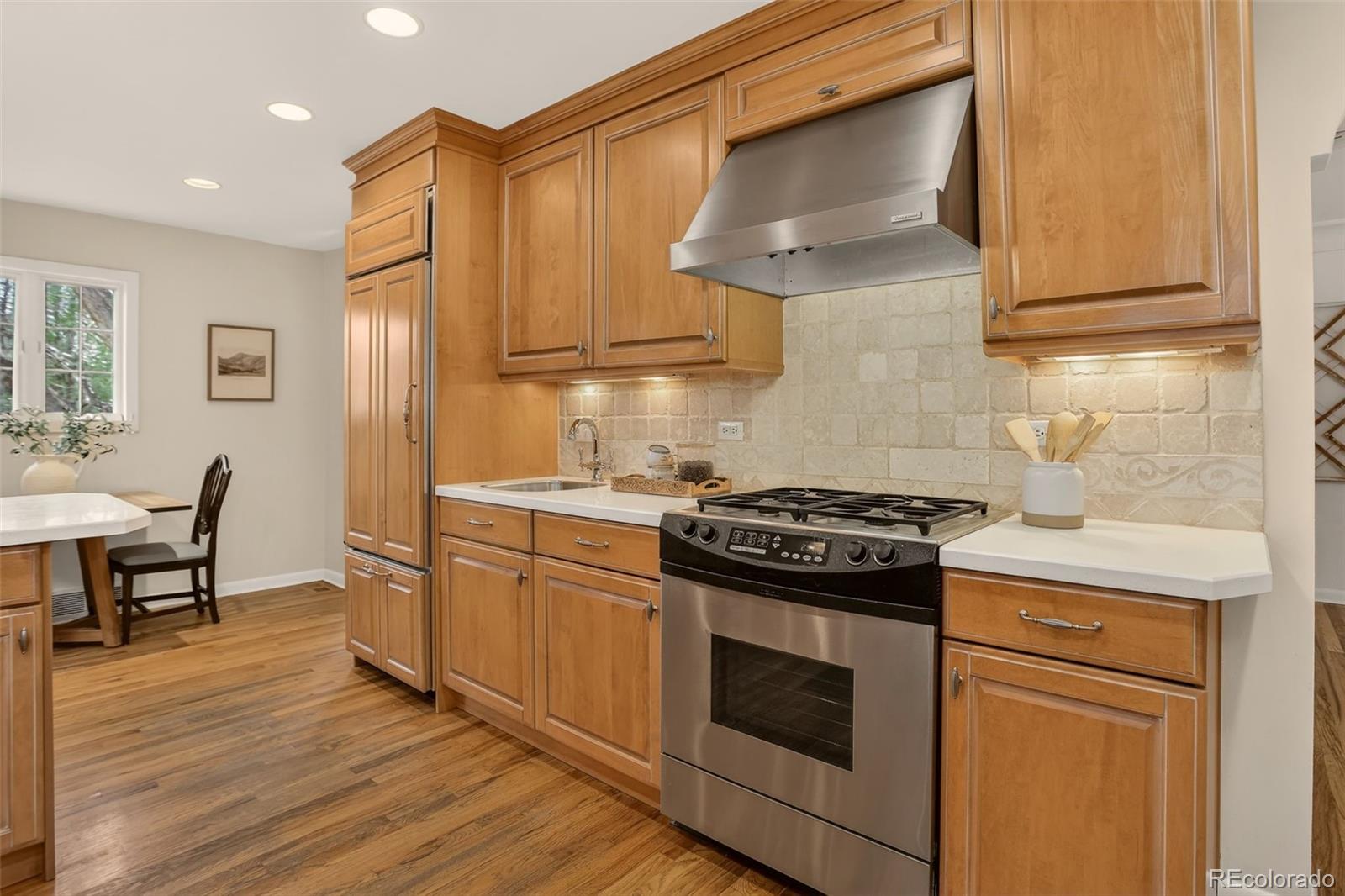 MLS Image #16 for 24 n ash street,denver, Colorado