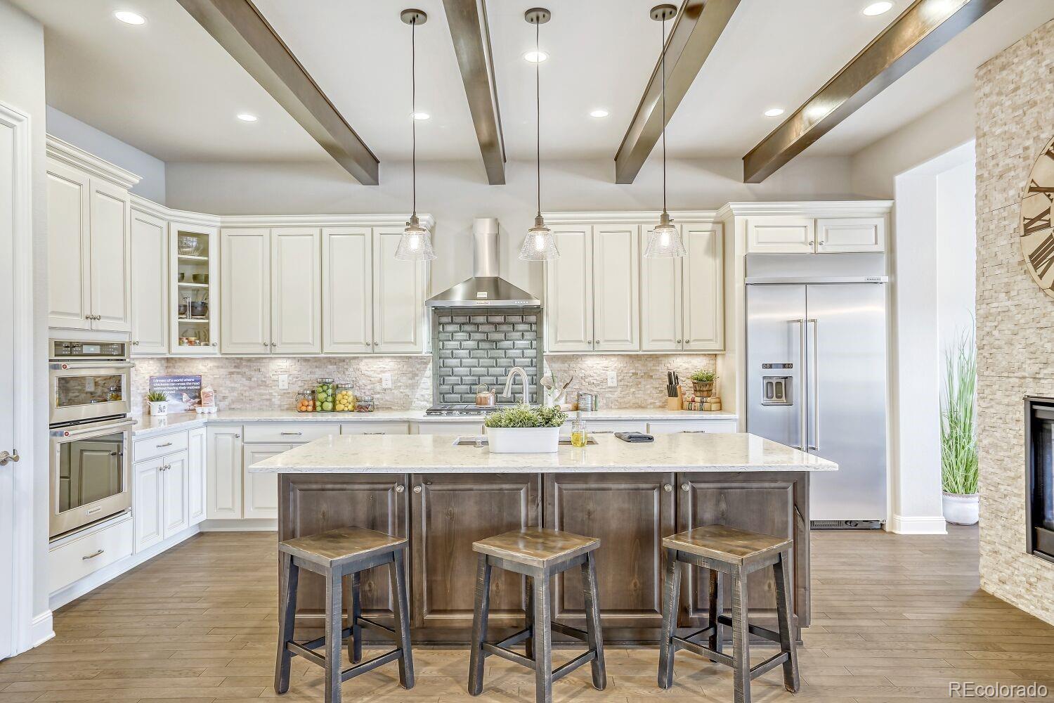 MLS Image #13 for 15638  deer mountain circle,broomfield, Colorado