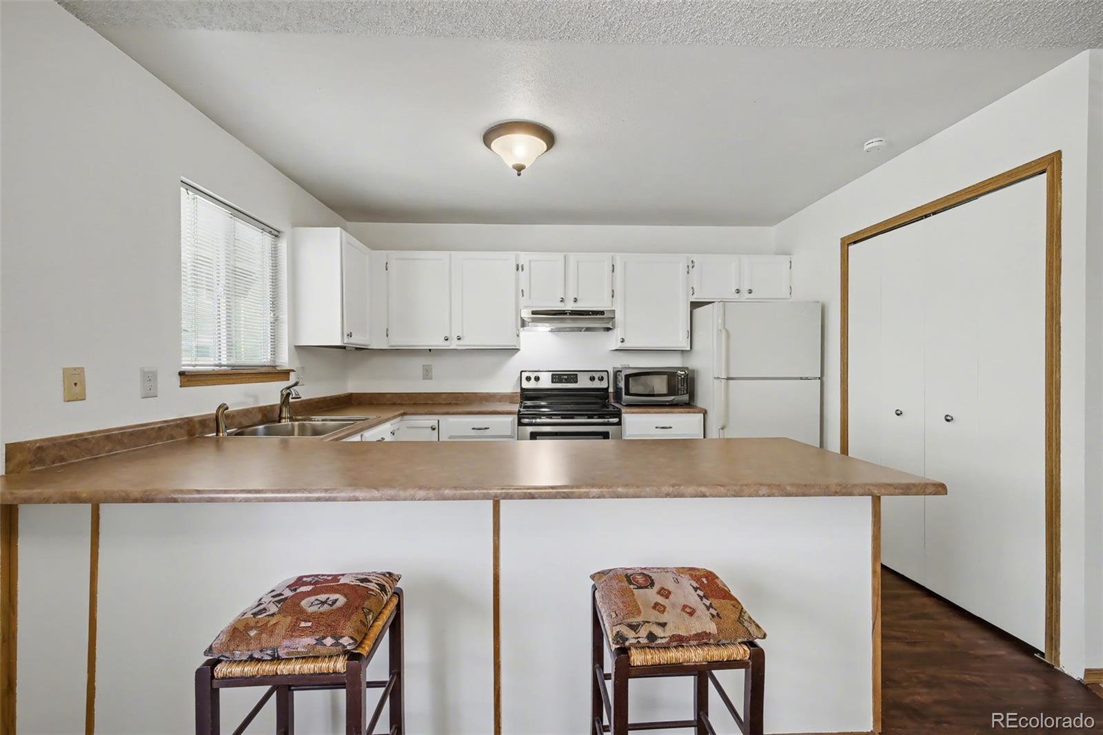 MLS Image #14 for 3906  smoke tree drive ,colorado springs, Colorado