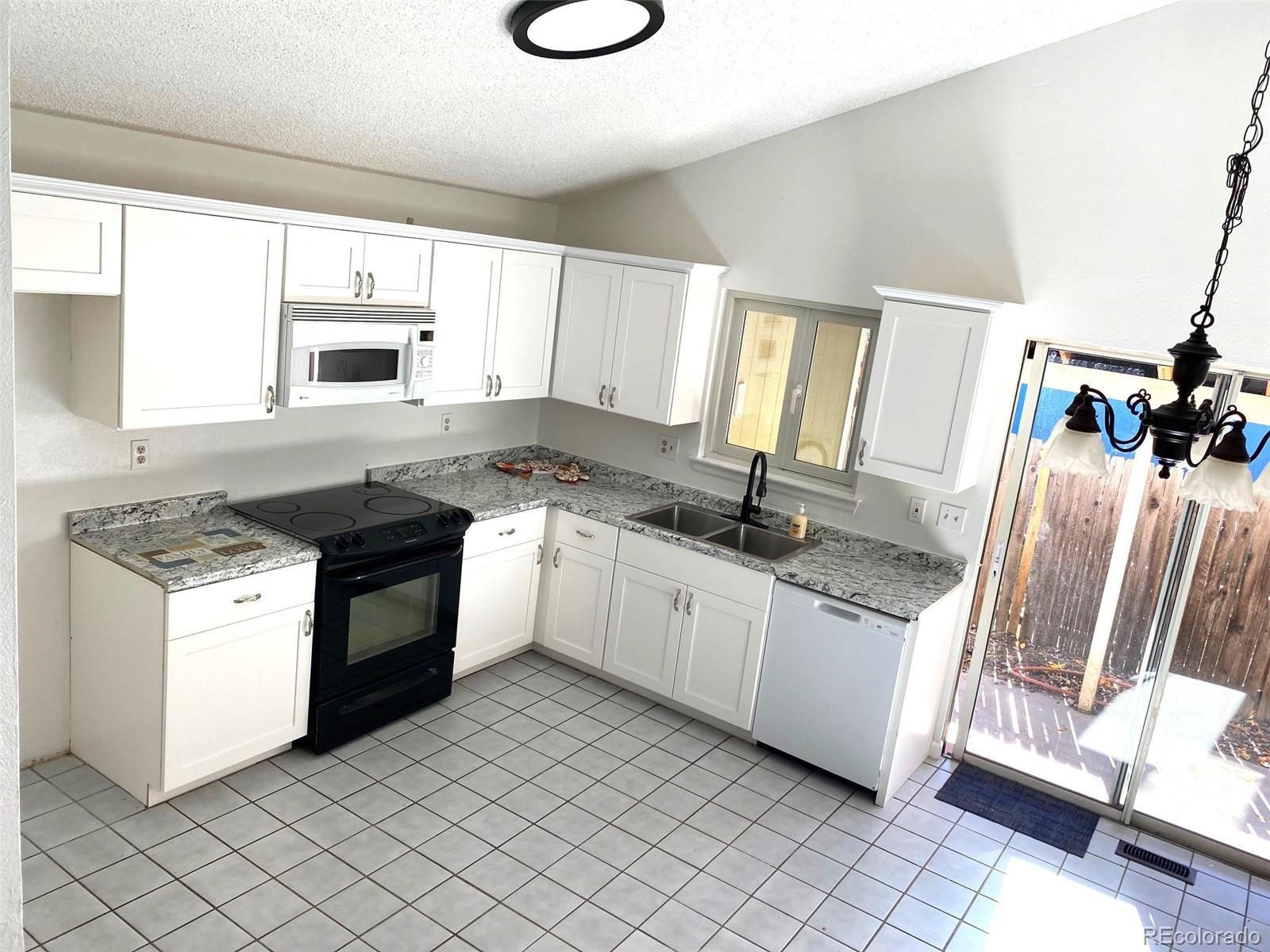 MLS Image #2 for 4865 s espana lane,centennial, Colorado