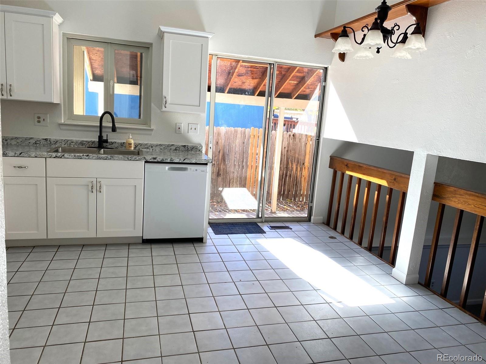 MLS Image #3 for 4865 s espana lane,centennial, Colorado