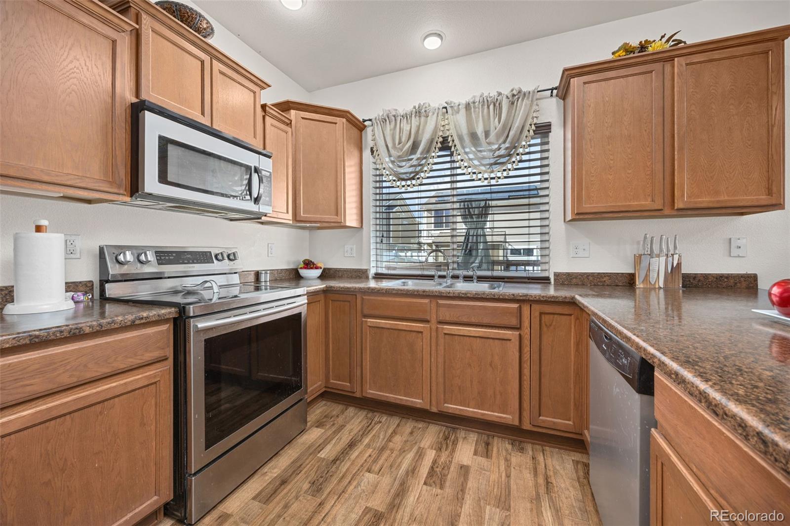 MLS Image #10 for 5541  killarney court,denver, Colorado