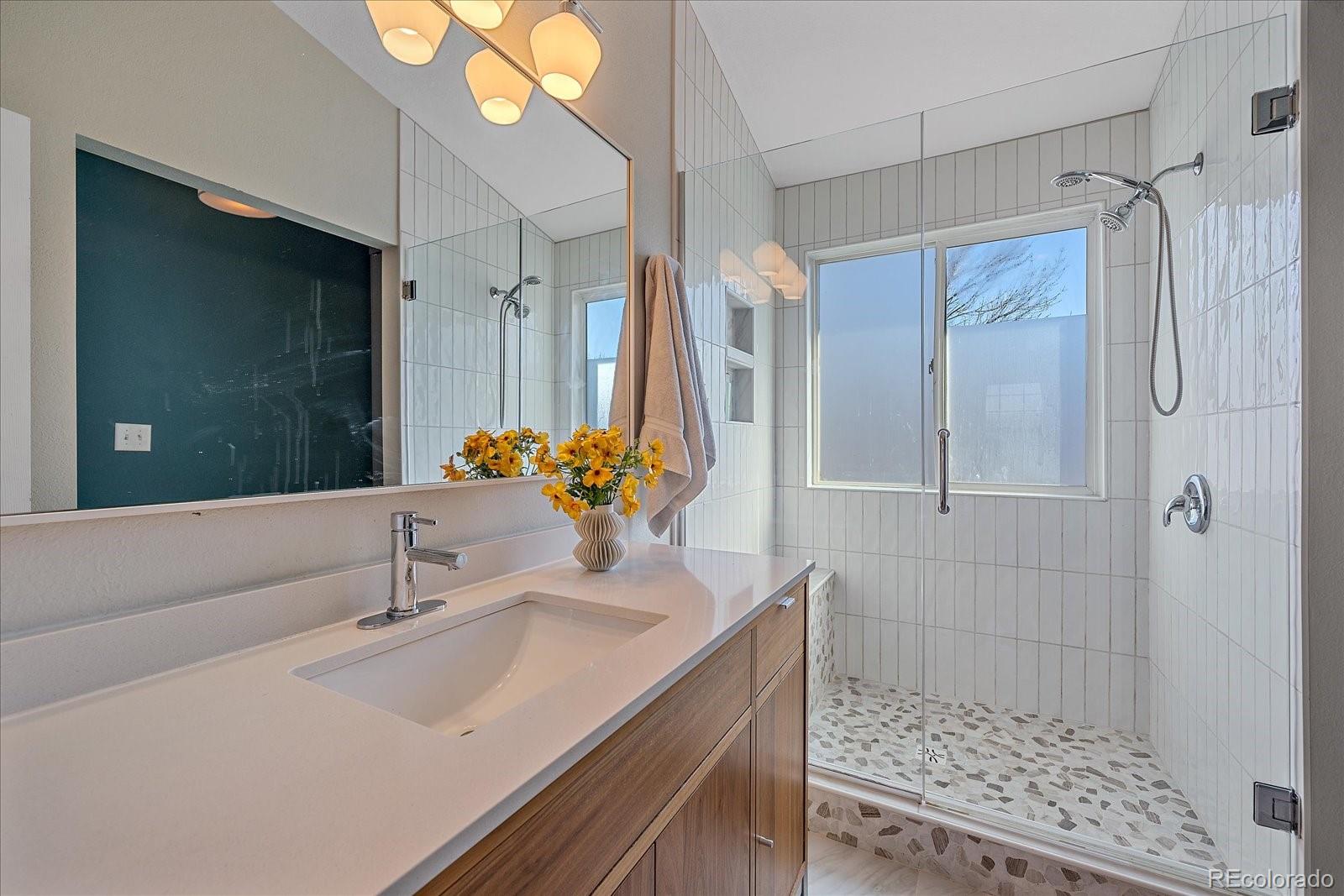 MLS Image #13 for 1938  king way,denver, Colorado