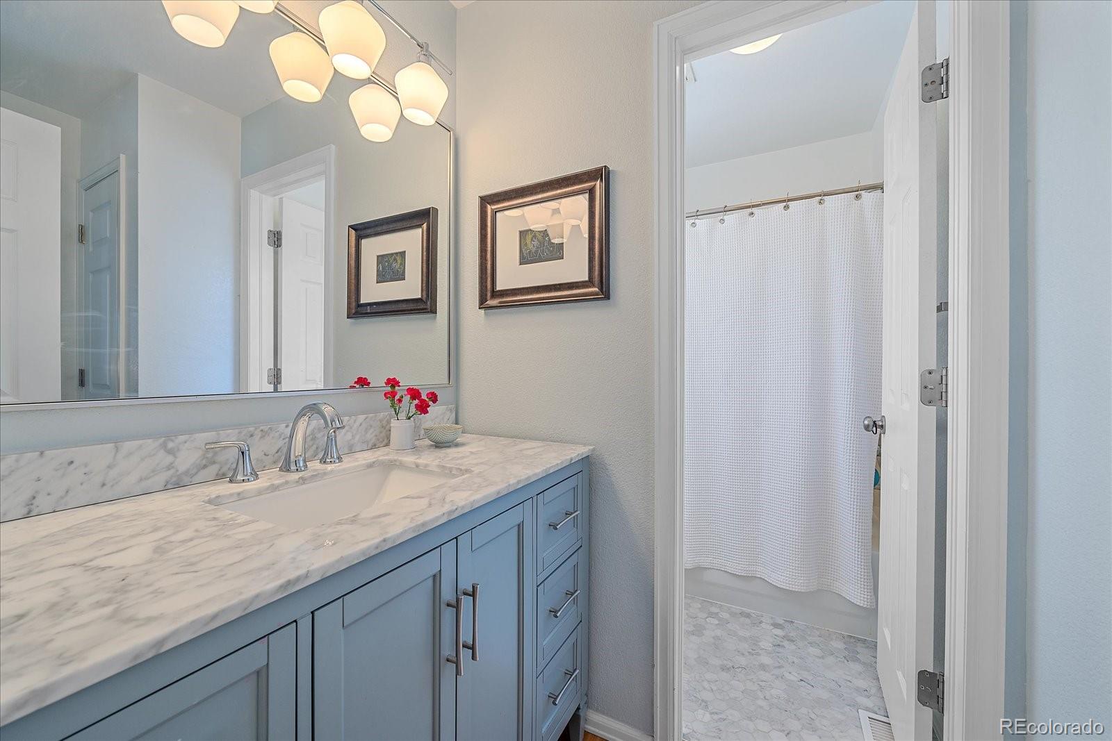 MLS Image #17 for 1938  king way,denver, Colorado