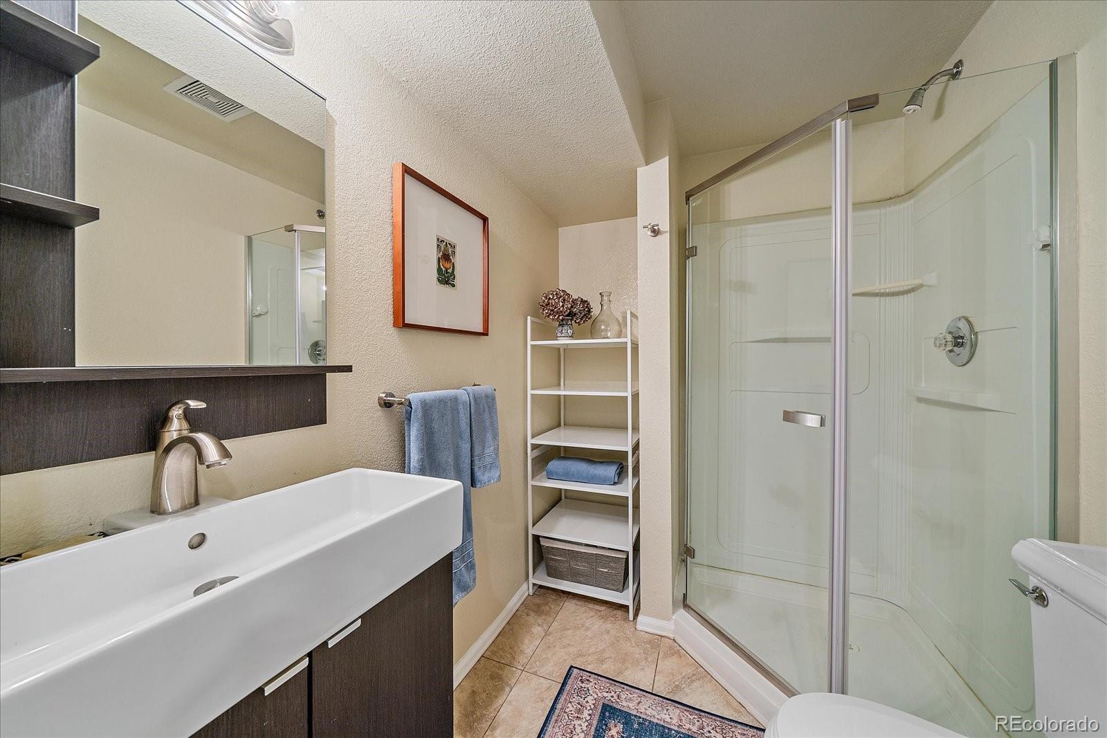 MLS Image #20 for 1938  king way,denver, Colorado