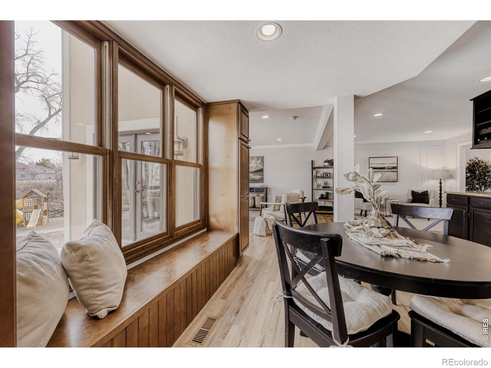 MLS Image #11 for 10368 w 81st avenue,arvada, Colorado