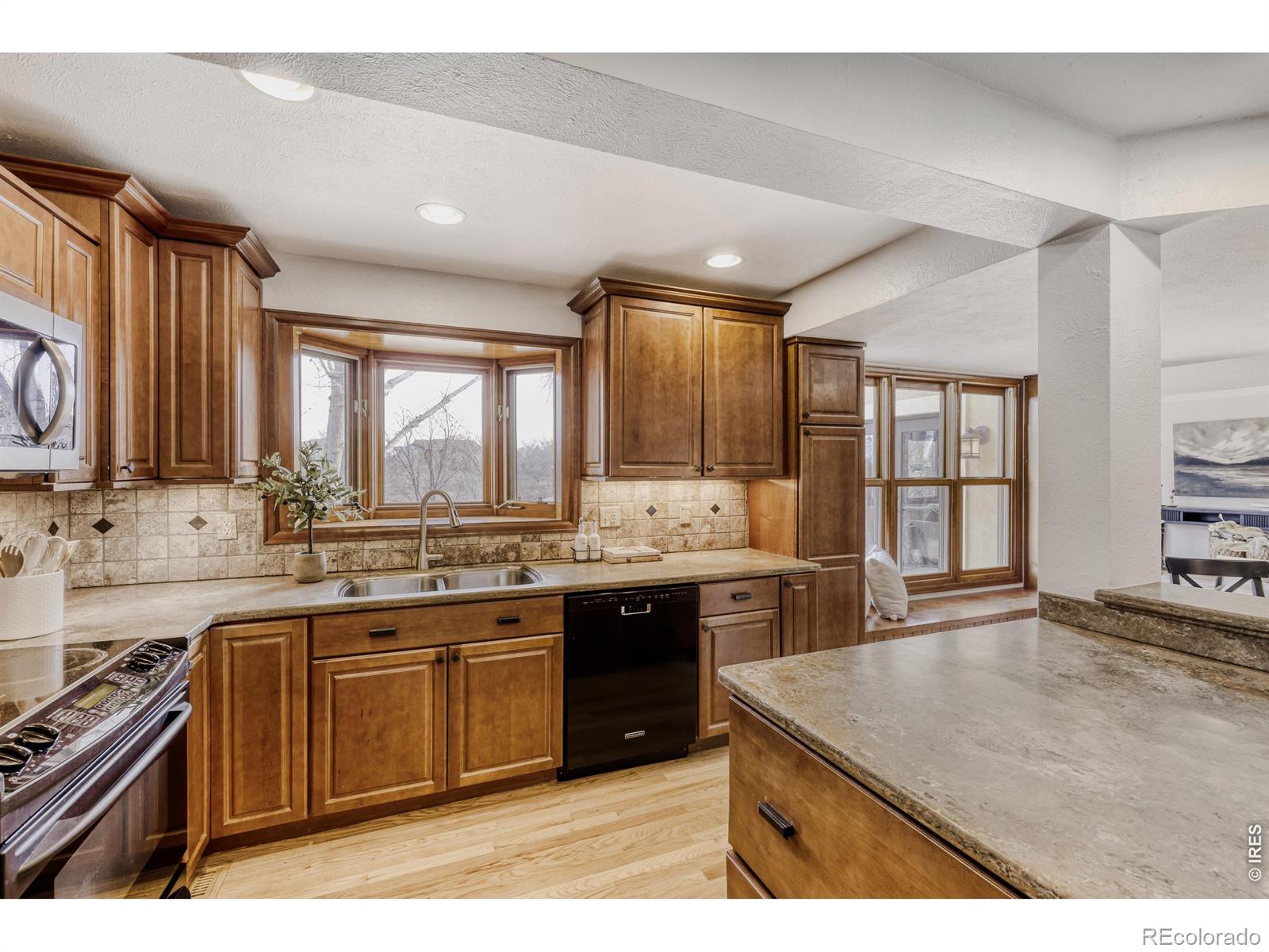 MLS Image #19 for 10368 w 81st avenue,arvada, Colorado