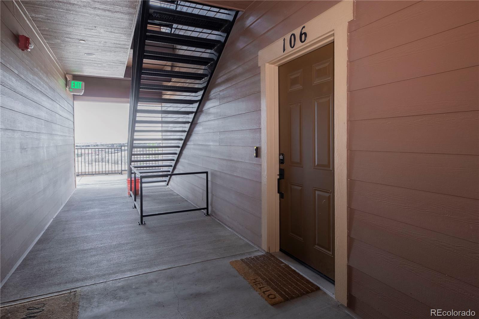 MLS Image #2 for 9962 w victoria place,littleton, Colorado