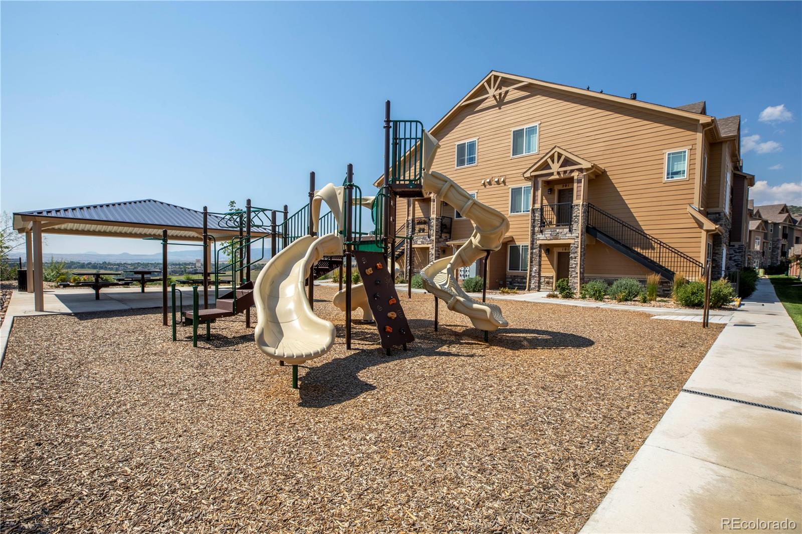 MLS Image #26 for 9962 w victoria place,littleton, Colorado