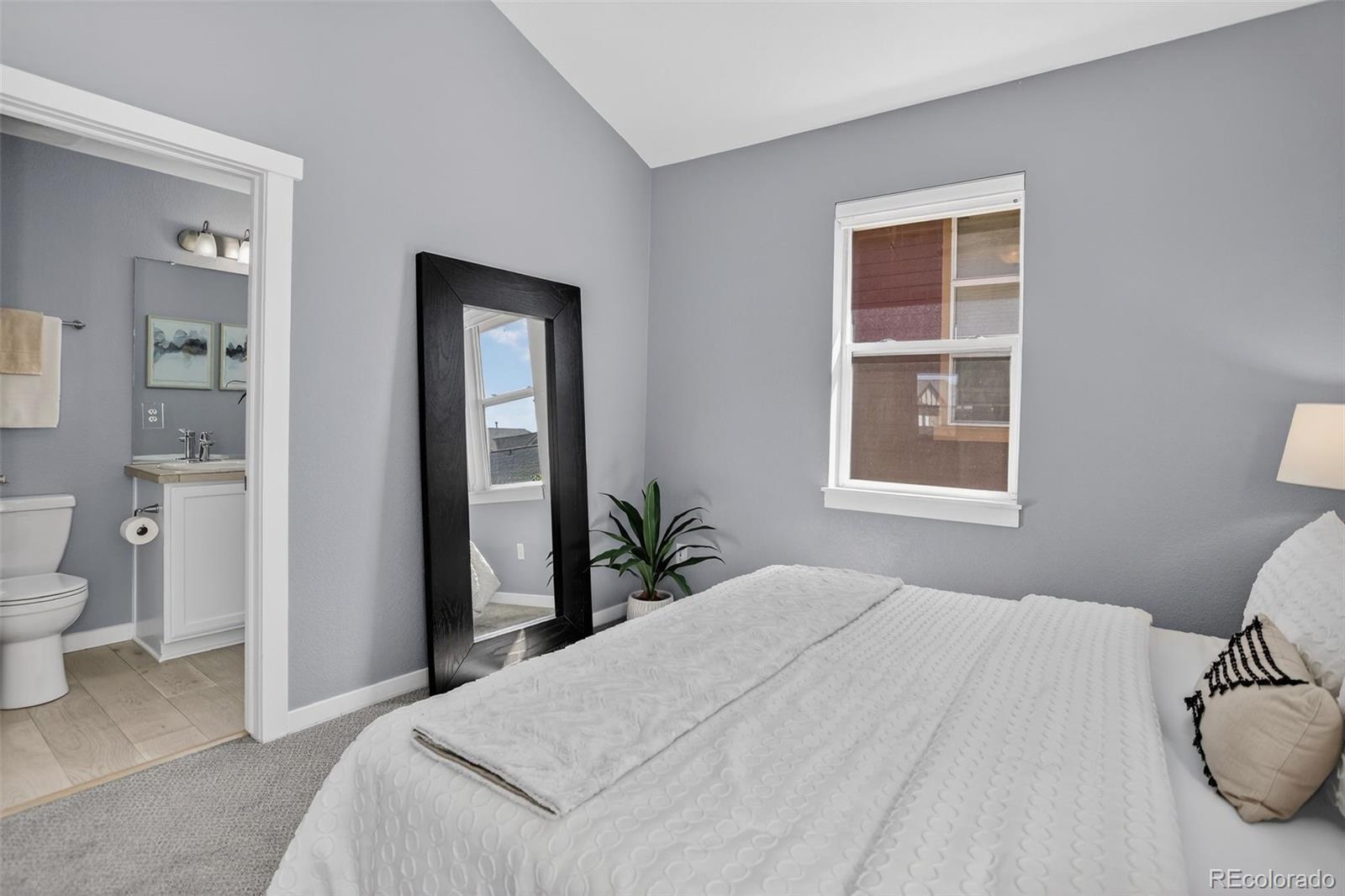 MLS Image #24 for 8266 e 24th drive ,denver, Colorado
