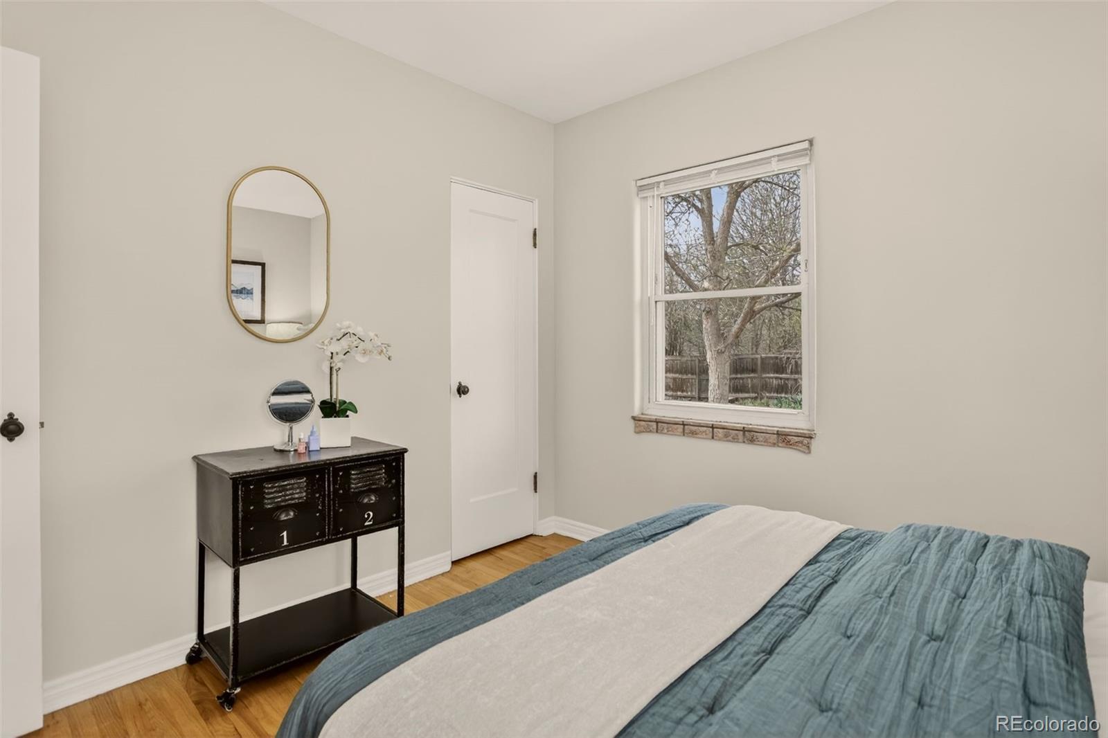 MLS Image #26 for 1381  newport street,denver, Colorado