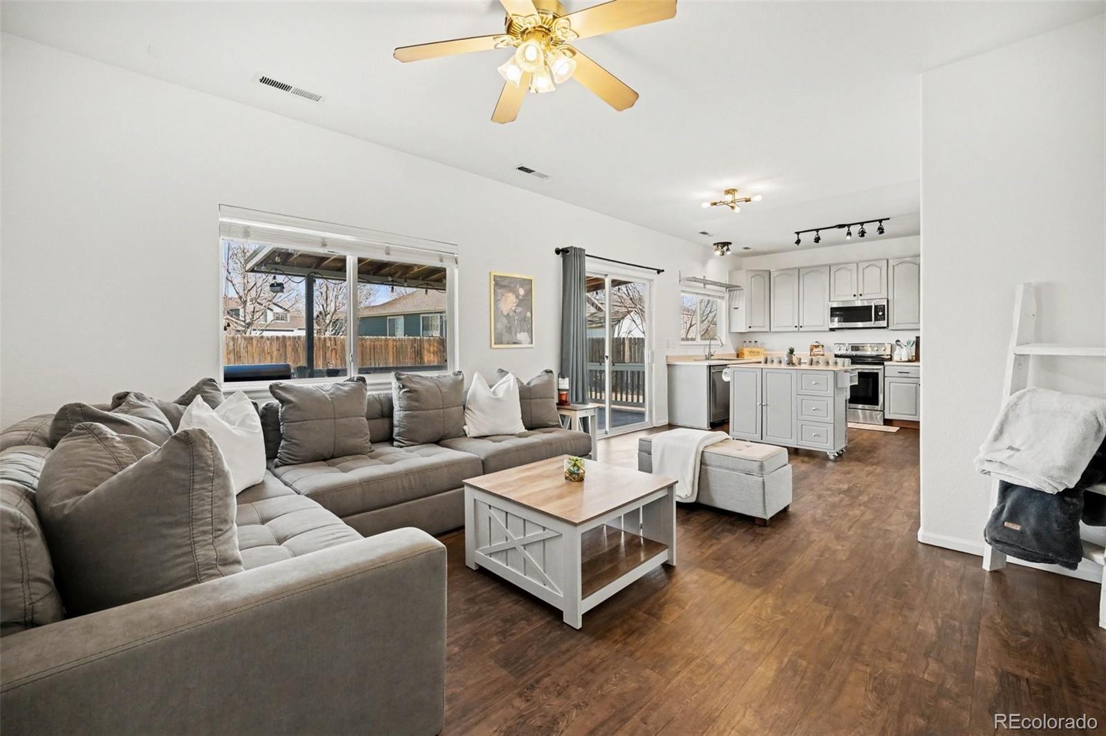 MLS Image #13 for 655  elizabeth street circle,dacono, Colorado