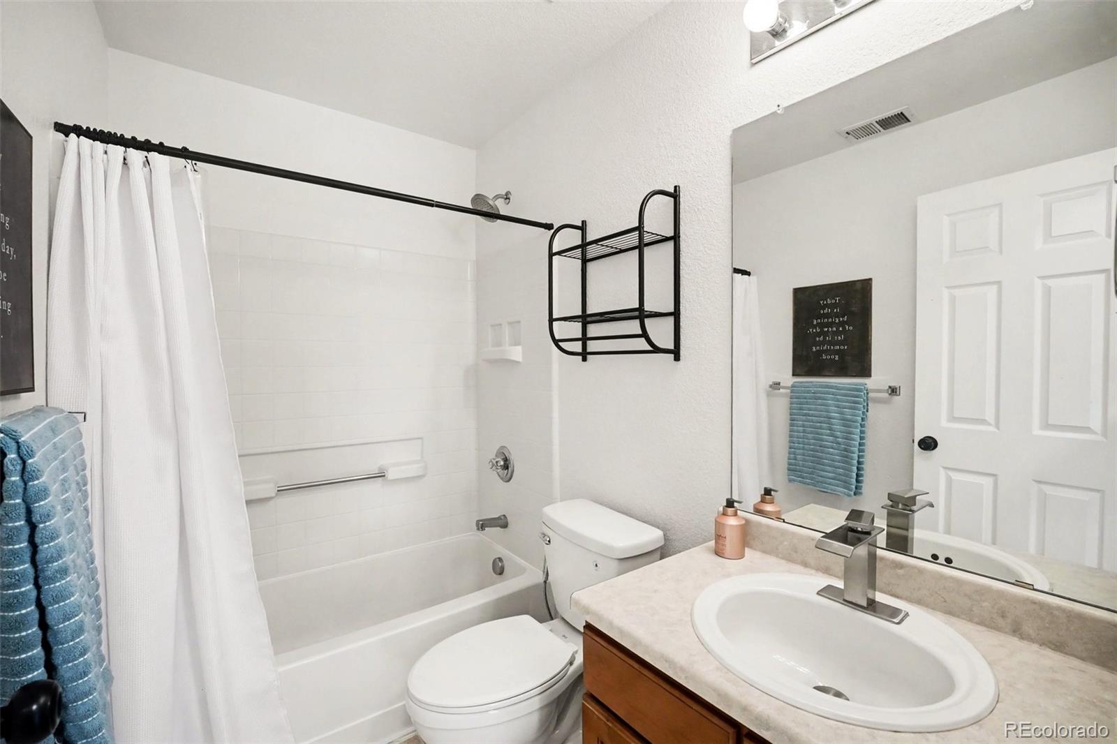 MLS Image #20 for 655  elizabeth street circle,dacono, Colorado