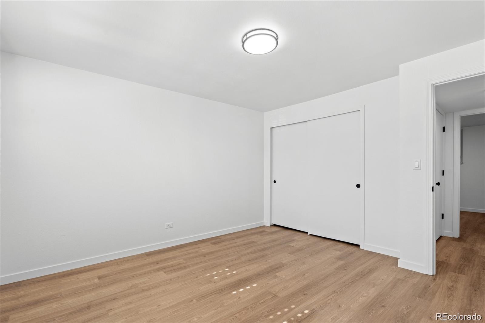 MLS Image #10 for 3490 s akron street 1,denver, Colorado