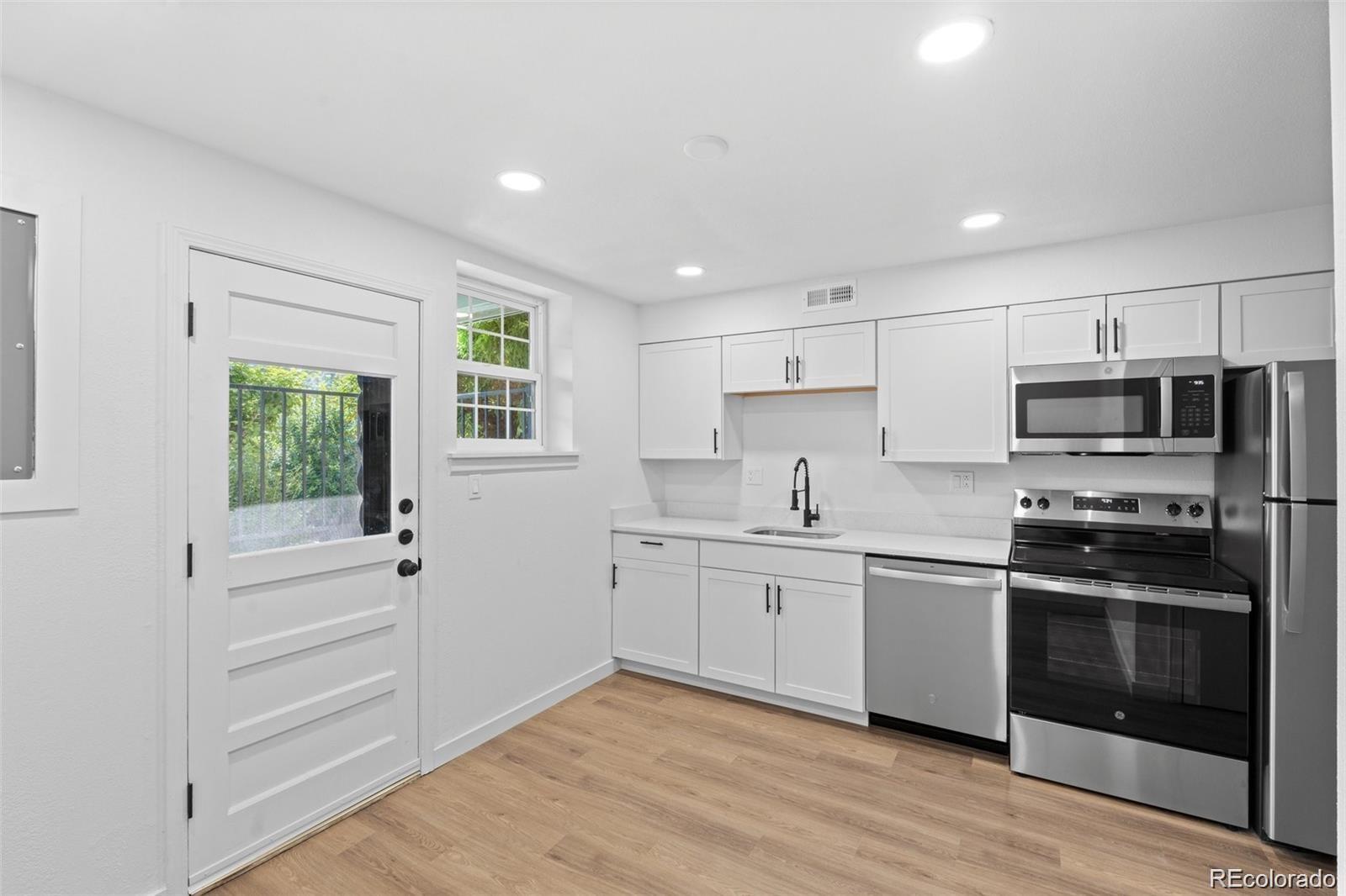MLS Image #3 for 3490 s akron street 1,denver, Colorado