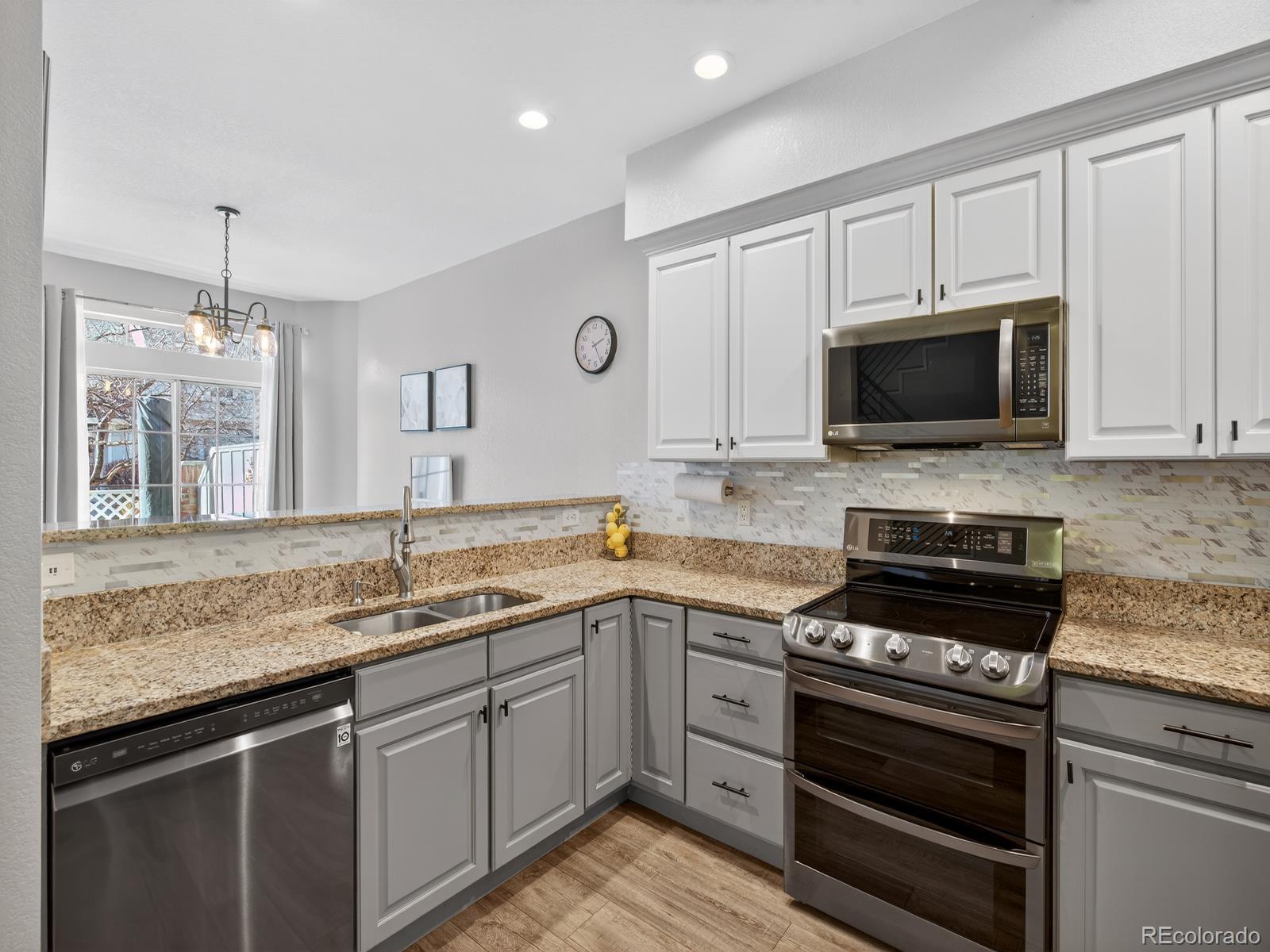 MLS Image #13 for 3004 w long drive,littleton, Colorado