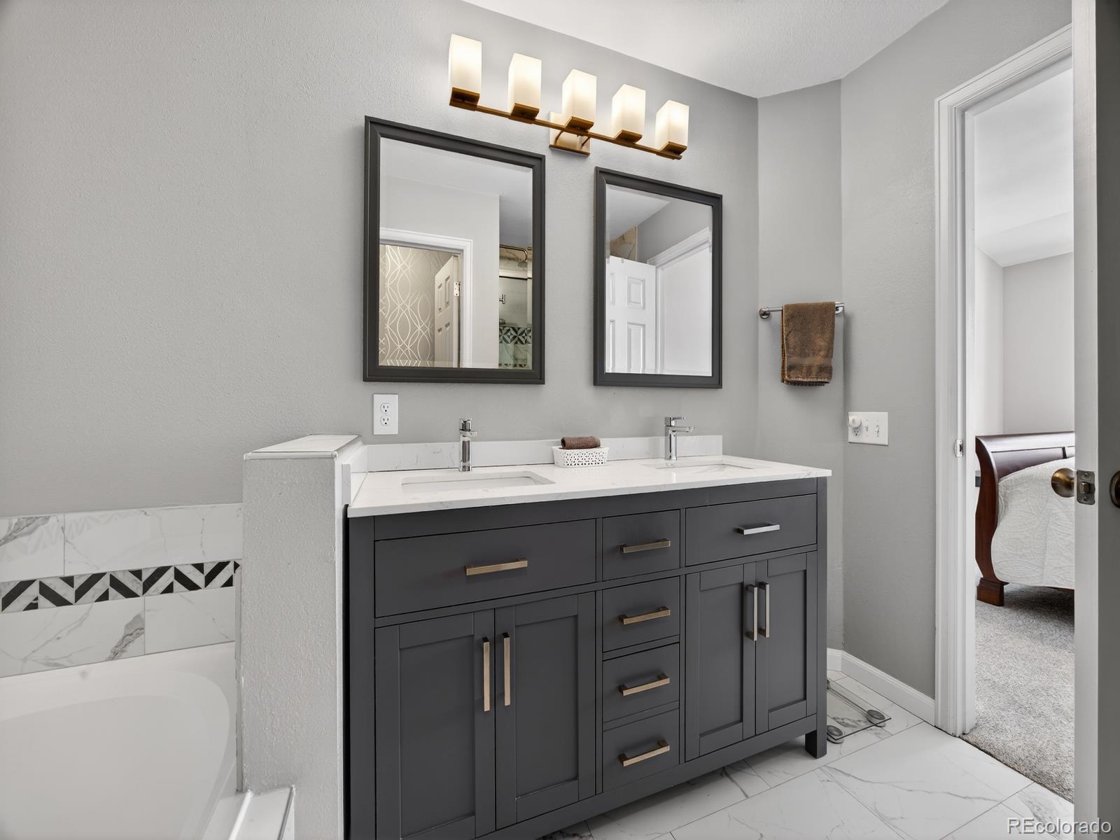MLS Image #22 for 3004 w long drive,littleton, Colorado