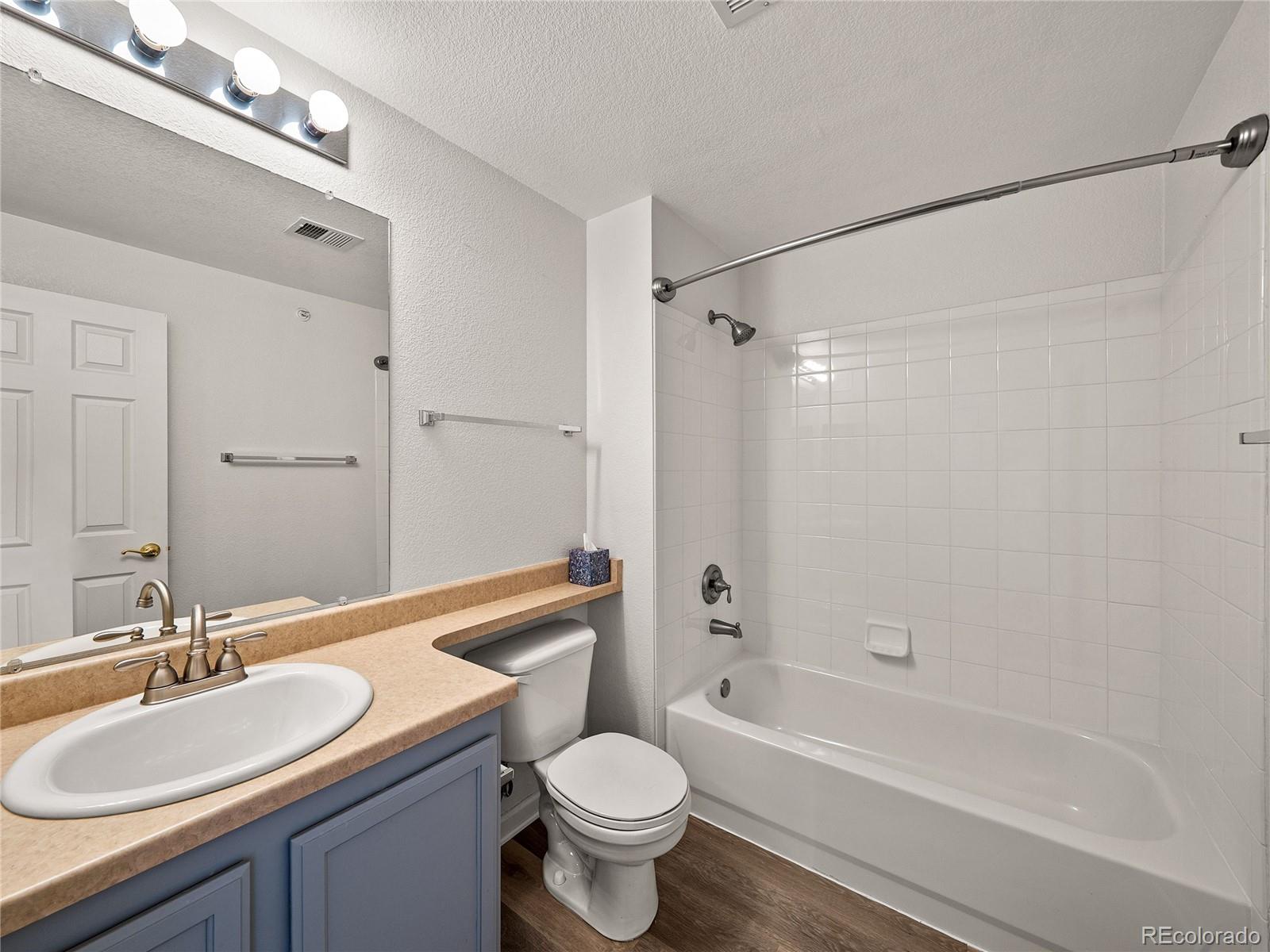 MLS Image #17 for 7440 s blackhawk street 306,englewood, Colorado