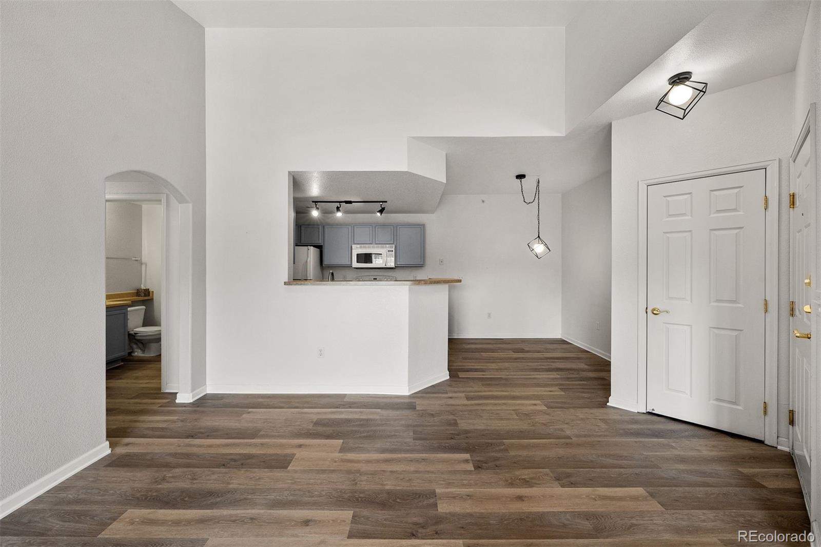 MLS Image #5 for 7440 s blackhawk street 306,englewood, Colorado