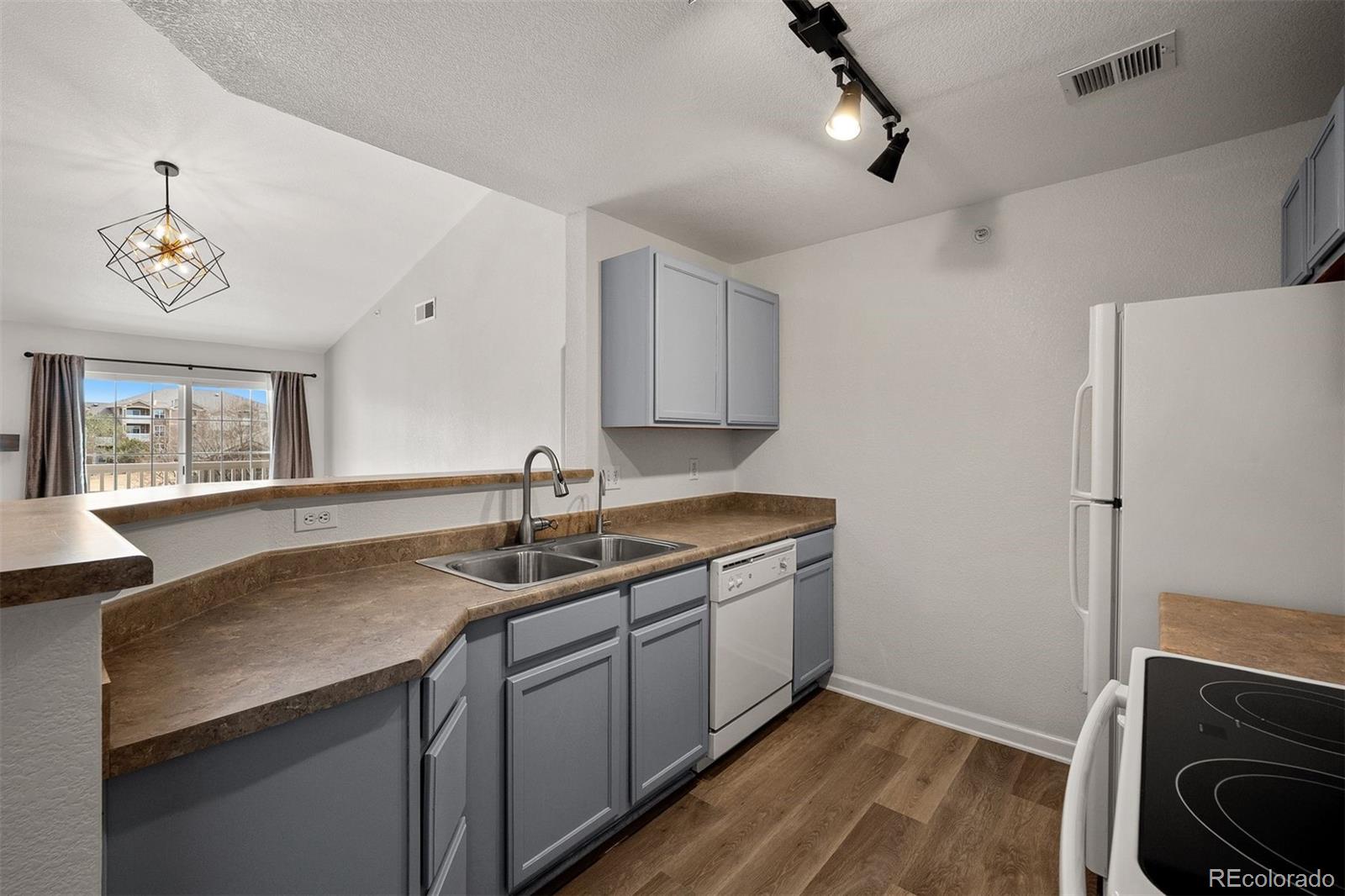 MLS Image #7 for 7440 s blackhawk street 306,englewood, Colorado