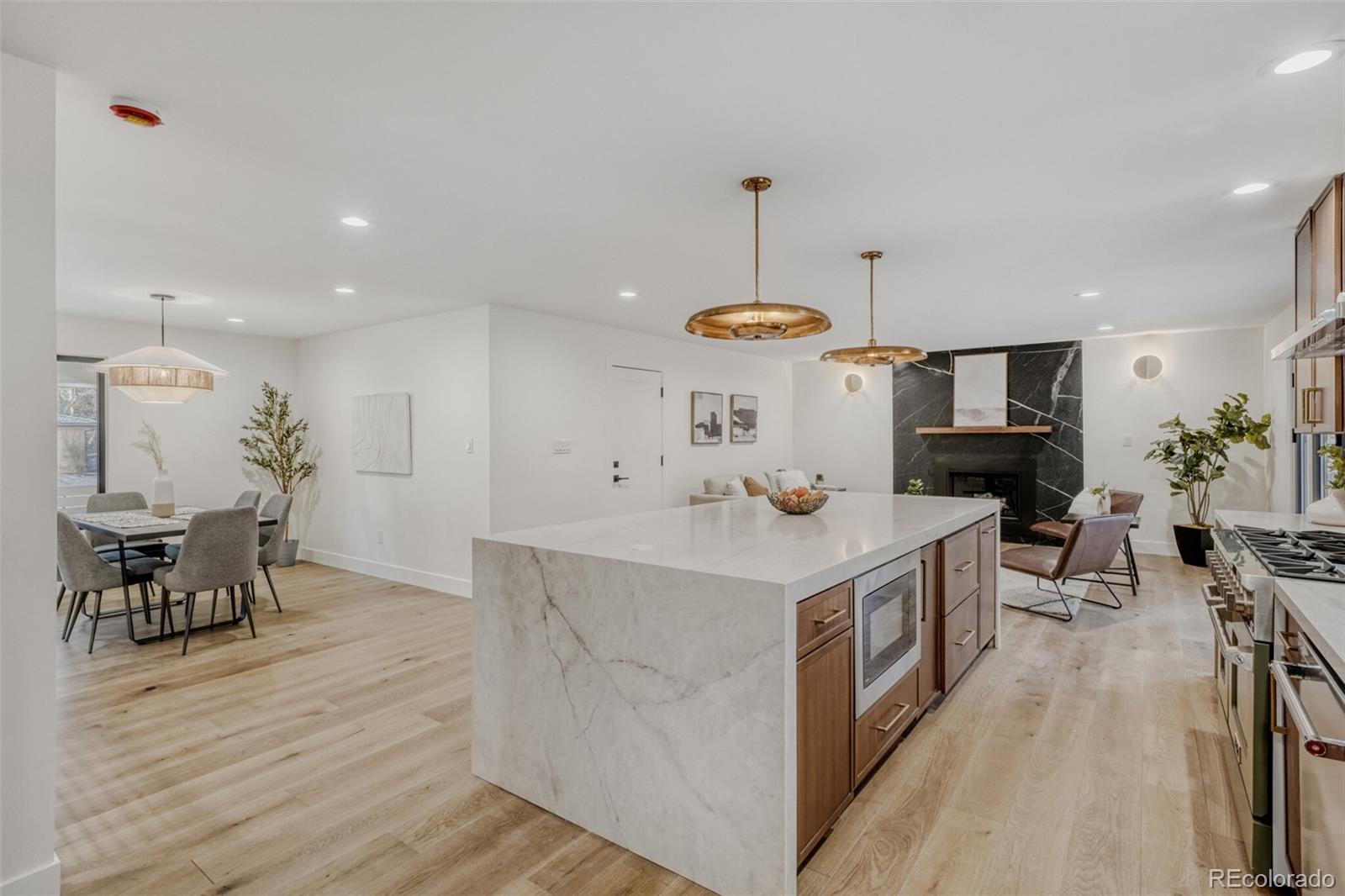 MLS Image #13 for 5950 e kenyon avenue,denver, Colorado