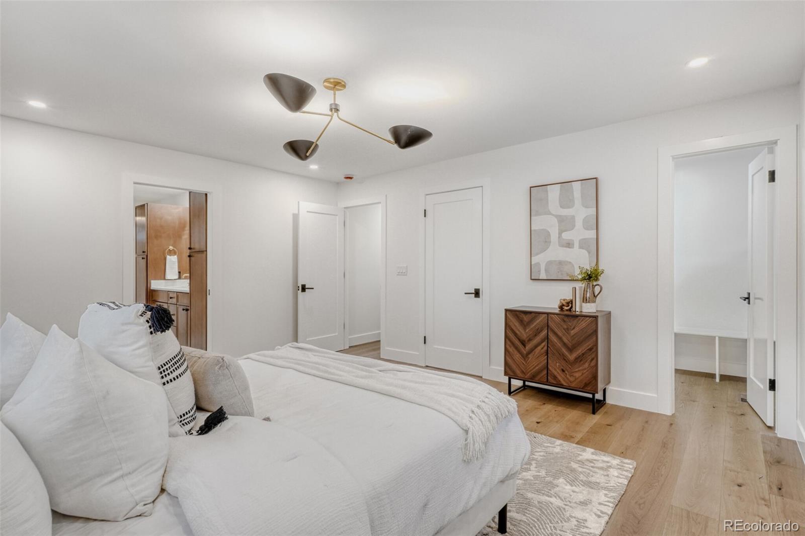 MLS Image #17 for 5950 e kenyon avenue,denver, Colorado
