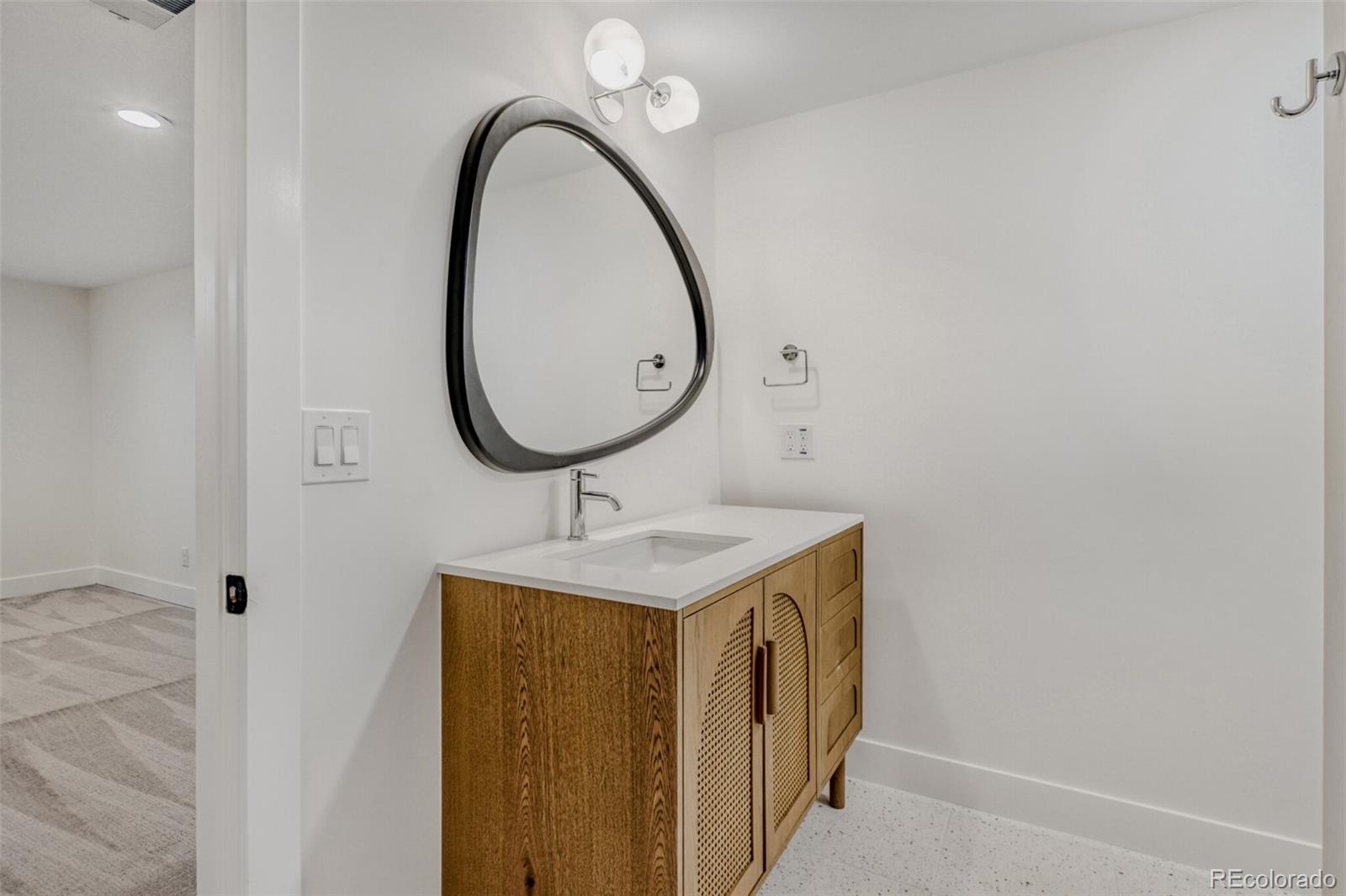 MLS Image #26 for 5950 e kenyon avenue,denver, Colorado