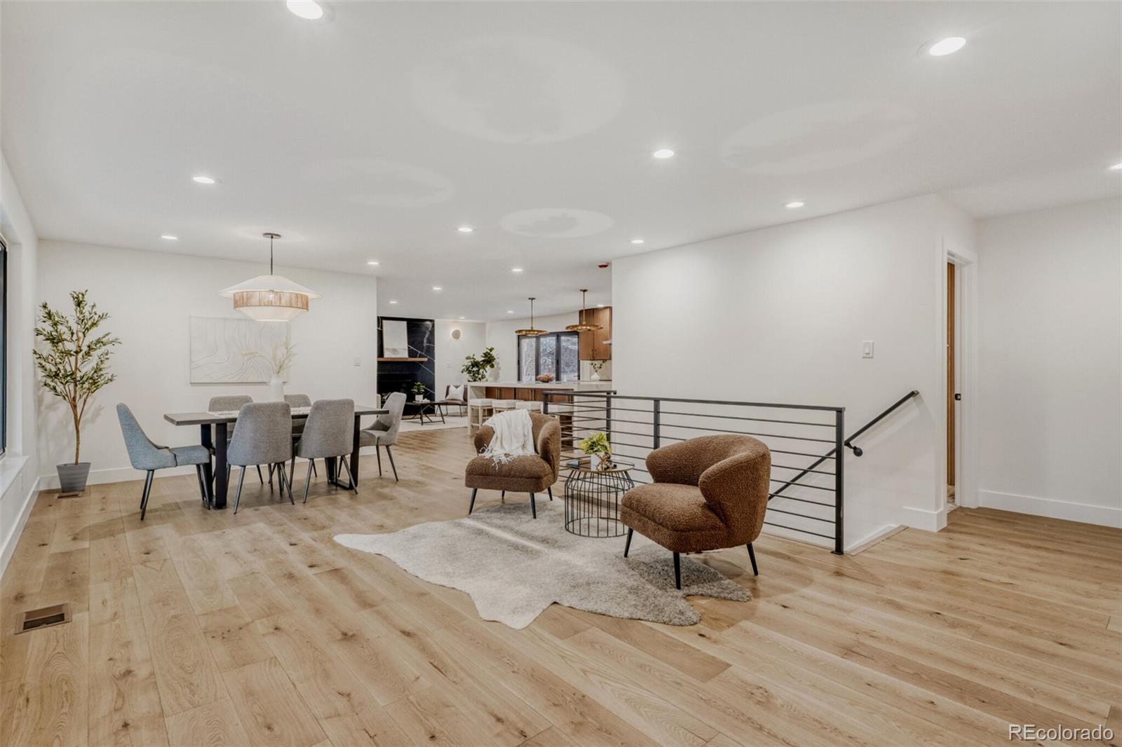 MLS Image #6 for 5950 e kenyon avenue,denver, Colorado