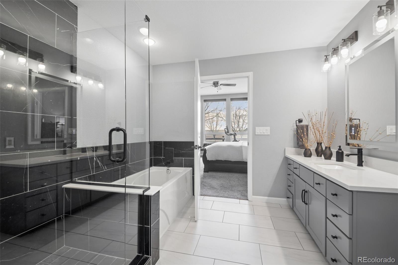 MLS Image #13 for 8185 e lowry boulevard 105,denver, Colorado