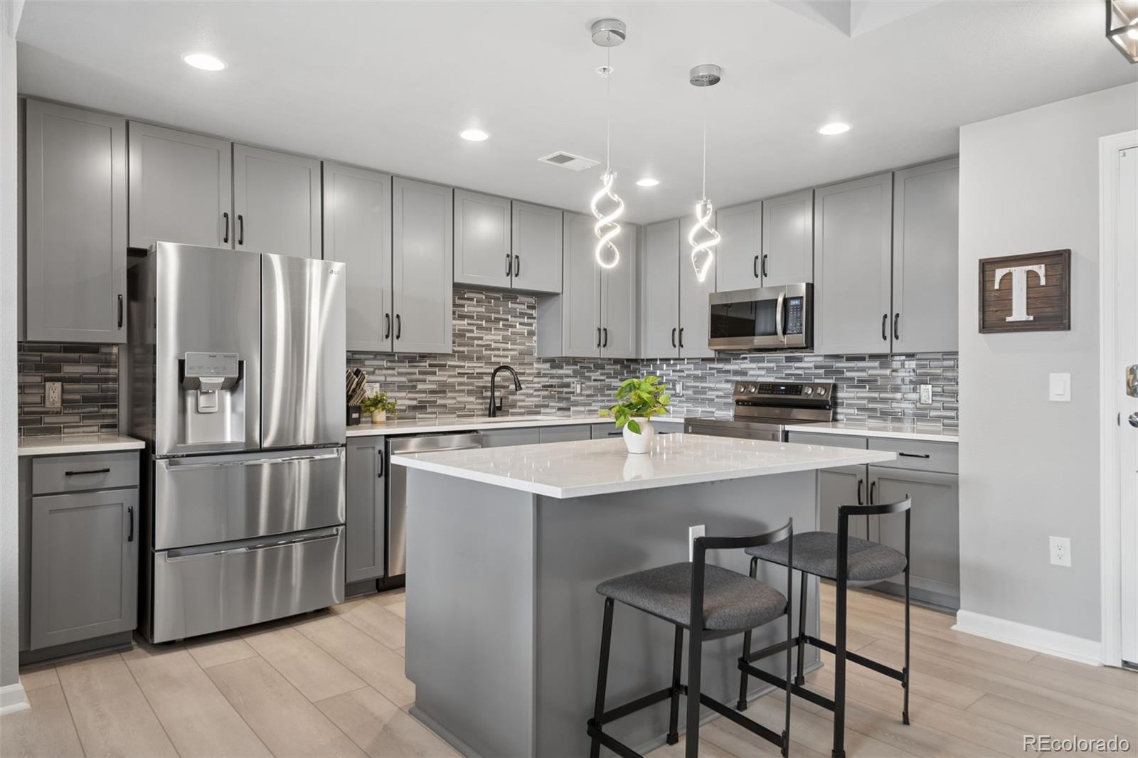 MLS Image #2 for 8185 e lowry boulevard 105,denver, Colorado