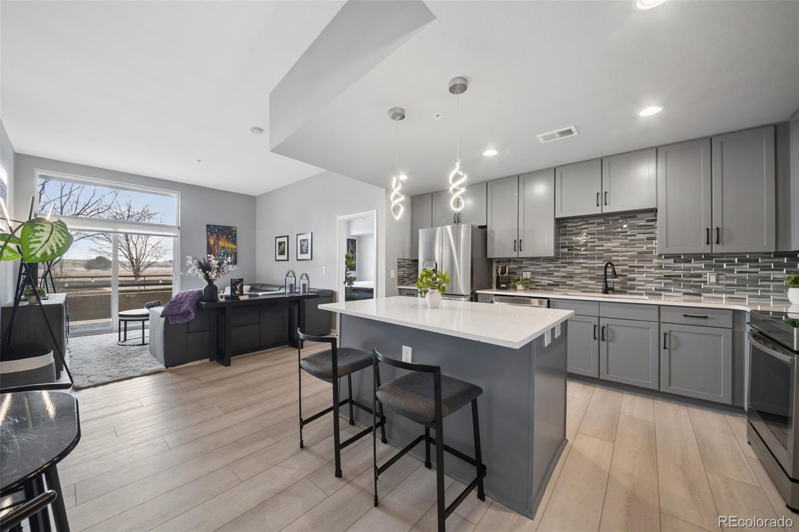 MLS Image #5 for 8185 e lowry boulevard 105,denver, Colorado