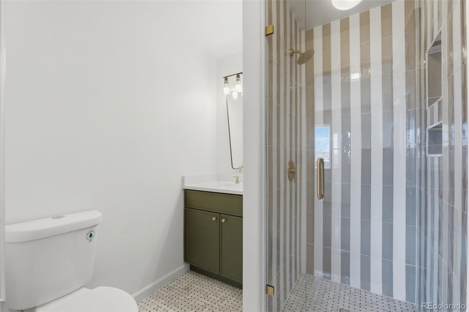 MLS Image #13 for 3147  52nd avenue,greeley, Colorado