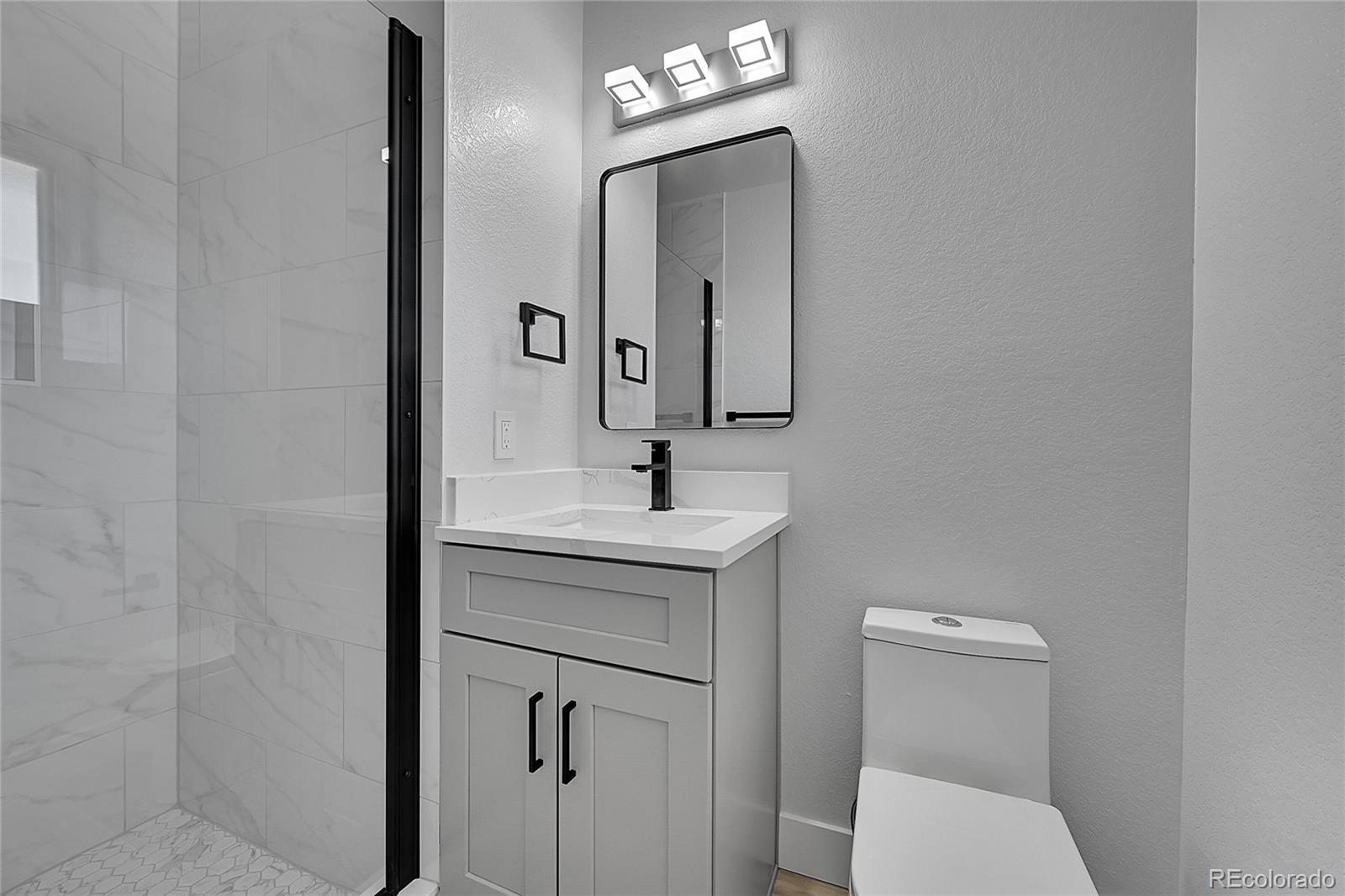 MLS Image #17 for 3140 s university boulevard,denver, Colorado